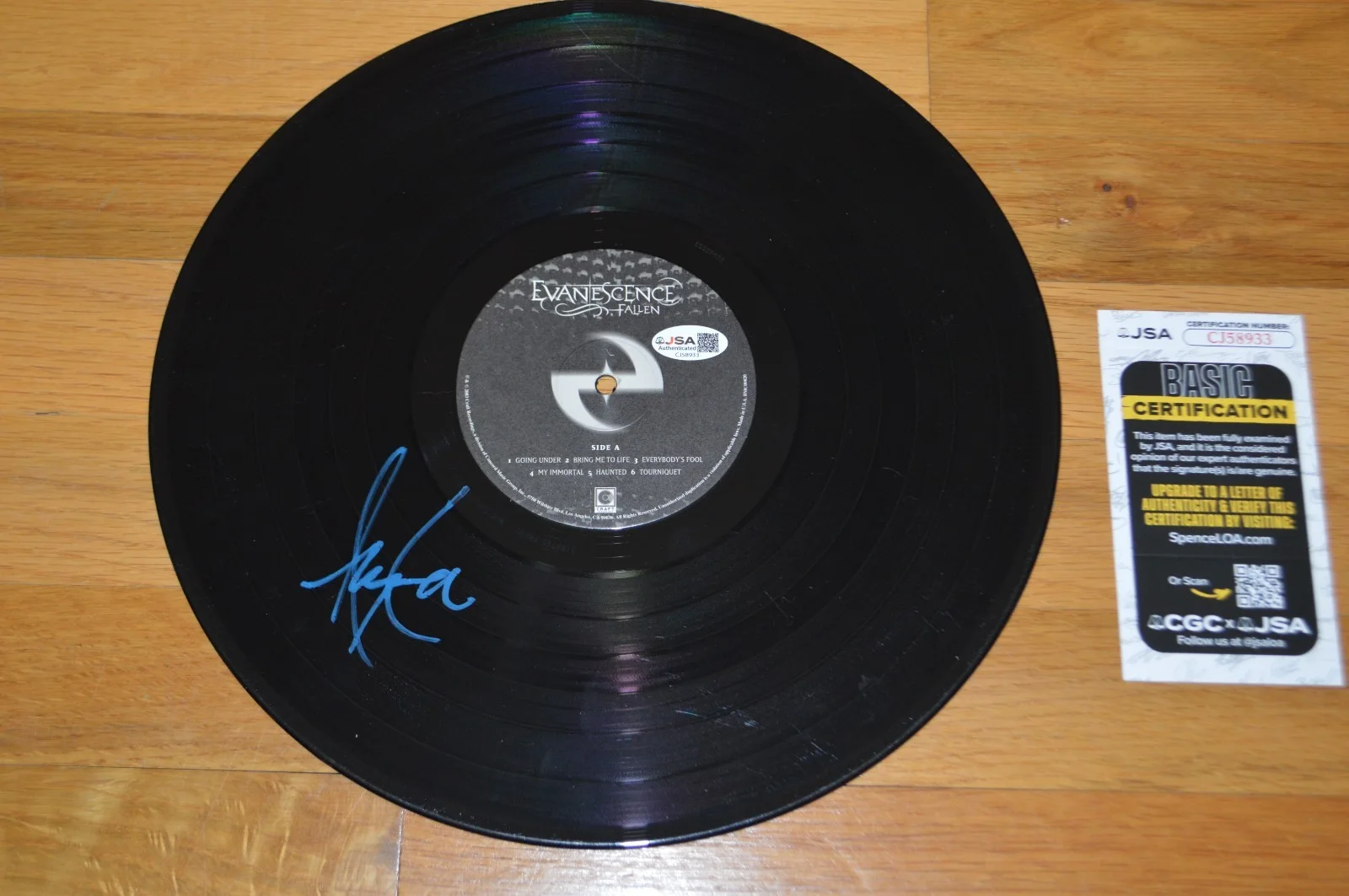 Evanescence ~ Amy Lee Autographed "Fallen" Vinyl LP with JSA COA, image 4
