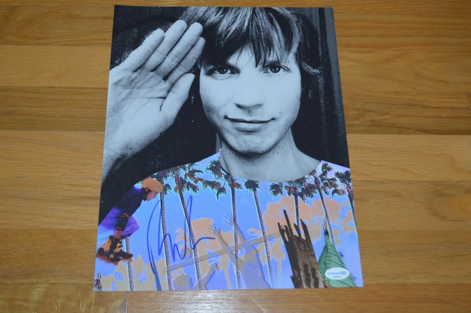 Beck Hansen Autographed 11x14 Color Photo with AUTOGRAPH Hologram ~ Beck, изображение 4