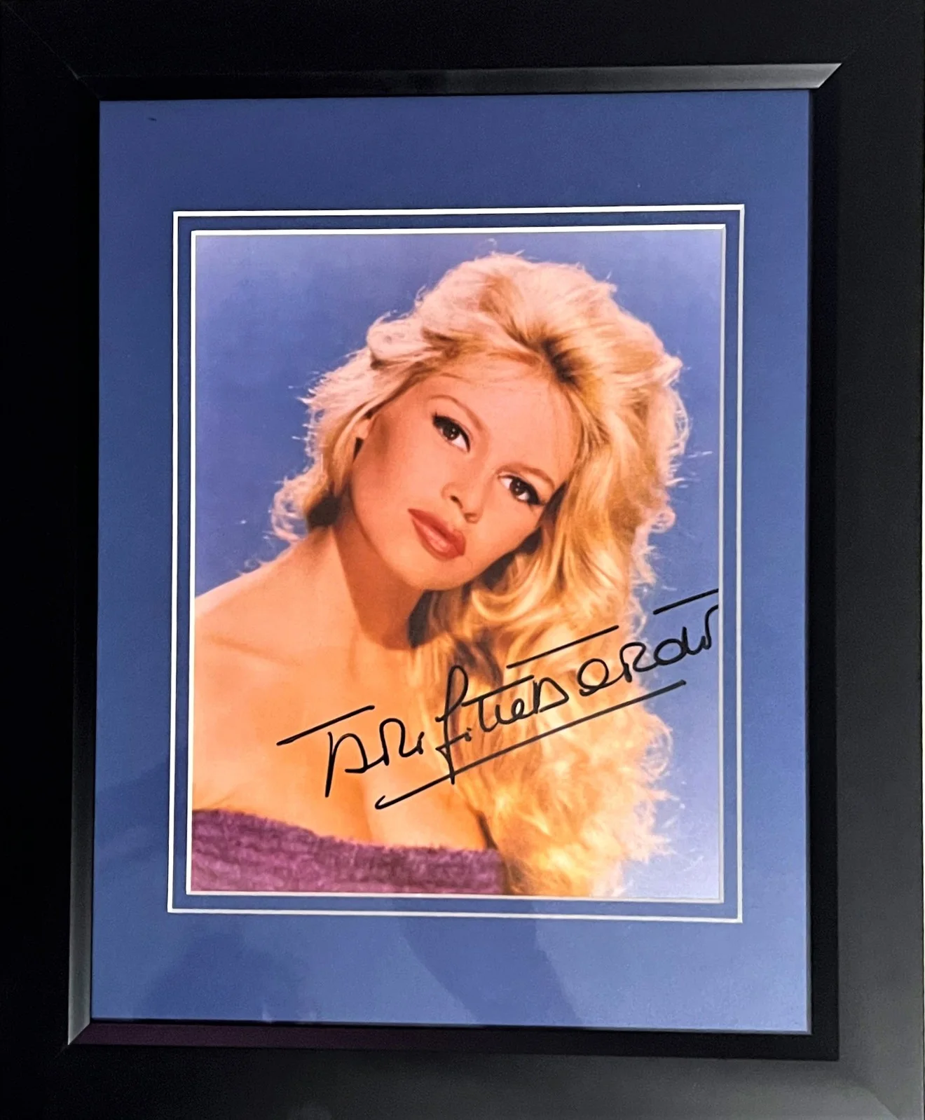 Bridget Bardot Autograph Signed 8 x 10 vintage photo - framed & ready to hang !!, изображение 2