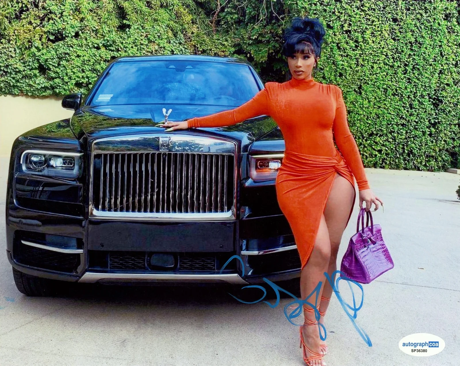 Cardi B — Cardi B "Bodak Yellow" Rapper AUTOGRAPH Signed Autographed 8x10 Photo ACOA, изображение 2
