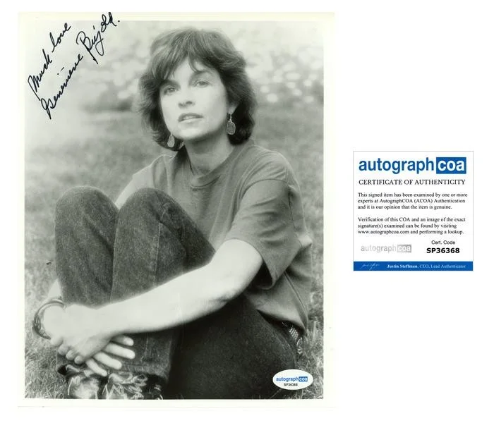 Geneviève Bujold — Genevieve Bujold "Anne of the Thousand Days" AUTOGRAPH Signed 8x10 Photo ACOA