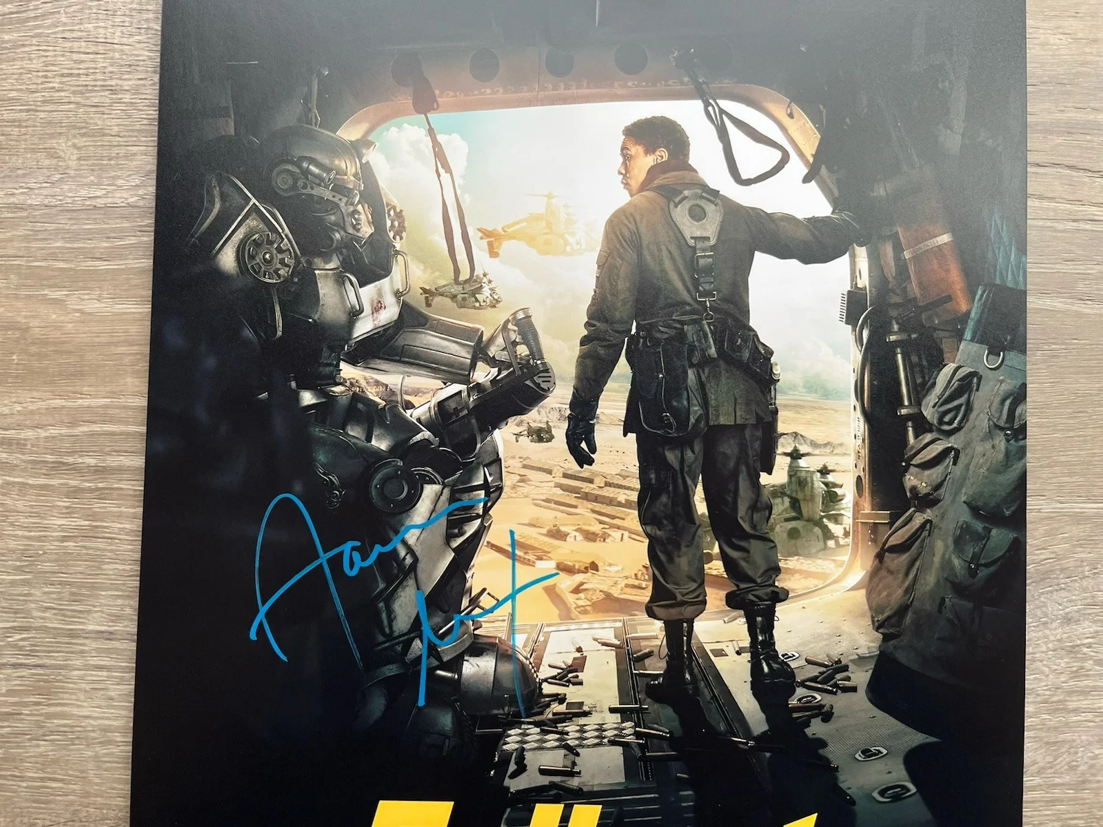 Aaron Moten — Aaron Moten Signed Fallout 11x14 Photo Beckett COA Maximus, изображение 3