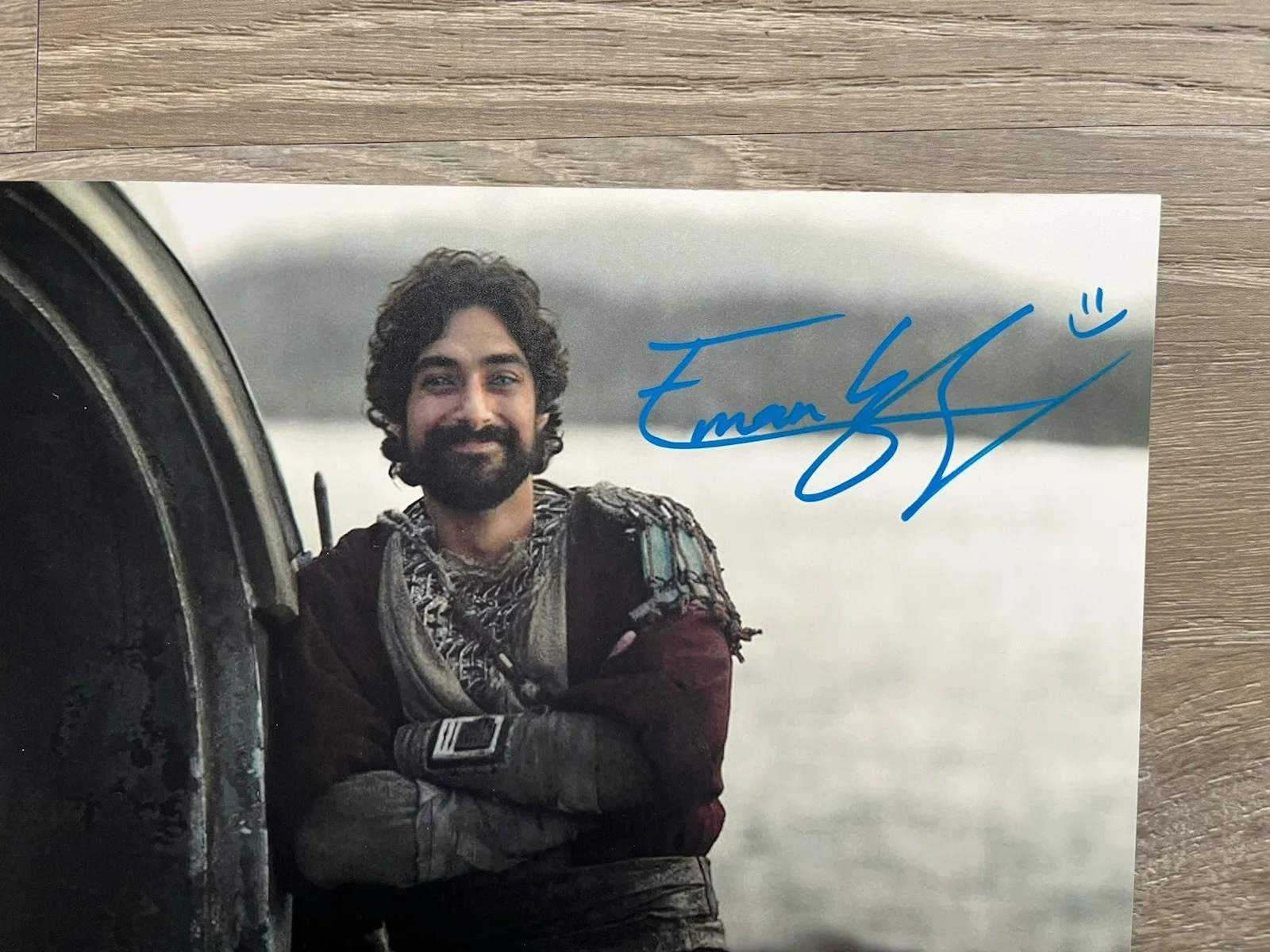 Eman Esfandi — Eman Esfandi Signed Ezra Bridger 8x10 Photo JSA COA AHSOKA Star Wars, изображение 3