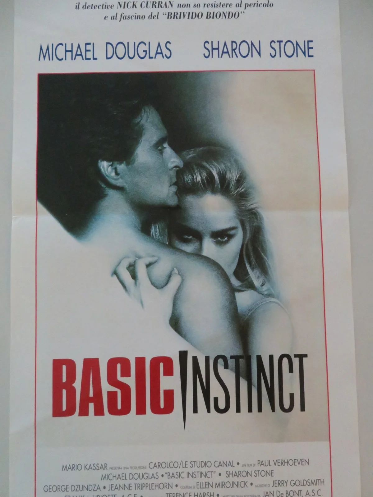 BASIC INSTINCT ITALIAN LOCANDINA POSTER MICHAEL DOUGLAS SHARON STONE 1992, image 3