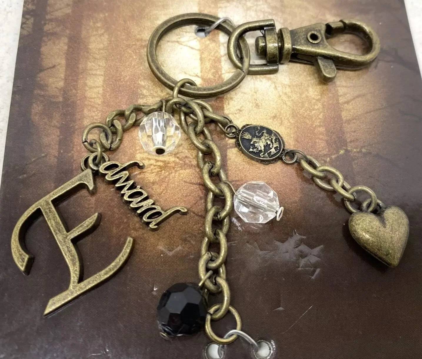 TWILIGHT SAGA NEW MOON BAG CLIP "B" WITH MYSTICAL CHARMS - MINT CARDED (002), image 4