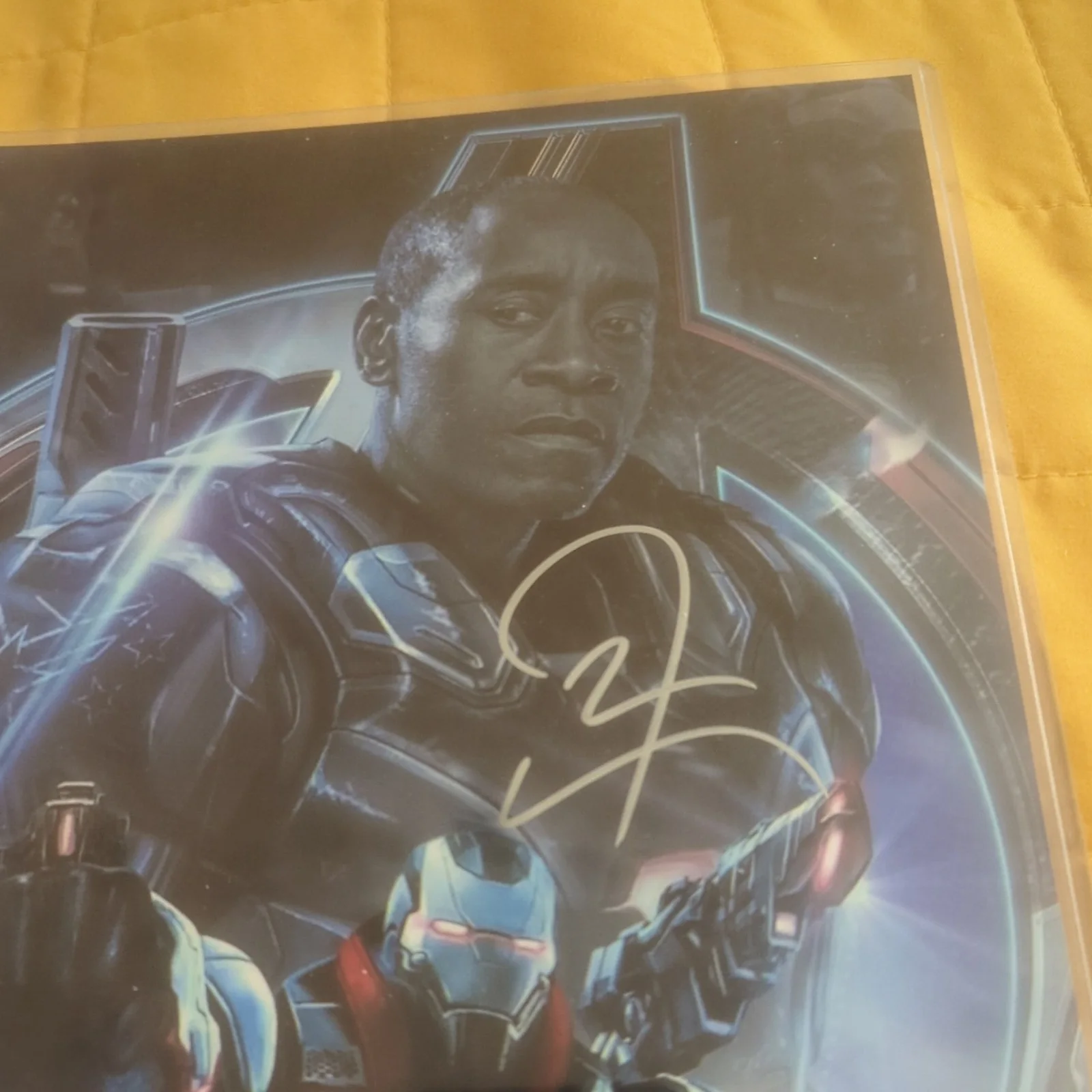Don Cheadle — Avengers Actor Don Cheadle Signed 8 x 10 Photo With Letter of Authenticity, изображение 2