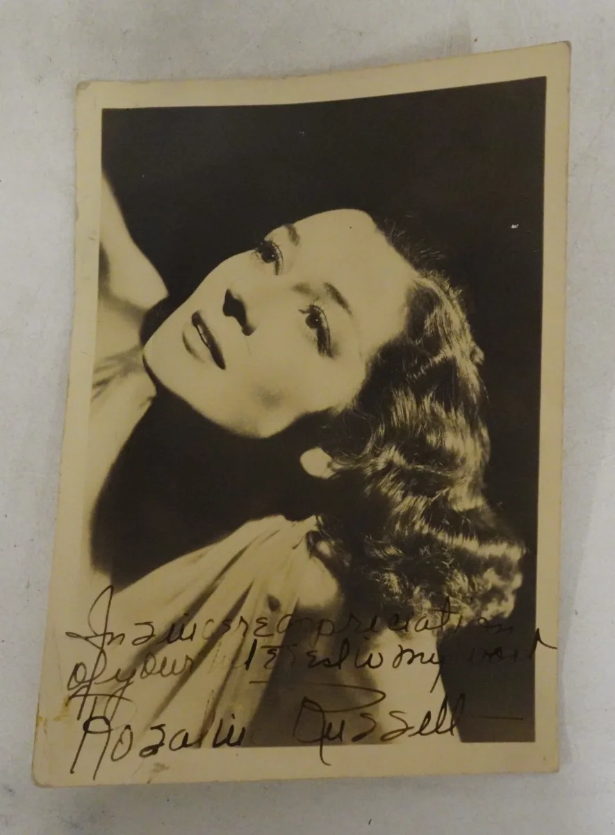 Rosalind Russell — 1939 Rosalind Rosalie Russell Signed Inscribed B&W Photo Actress His Girl Friday
