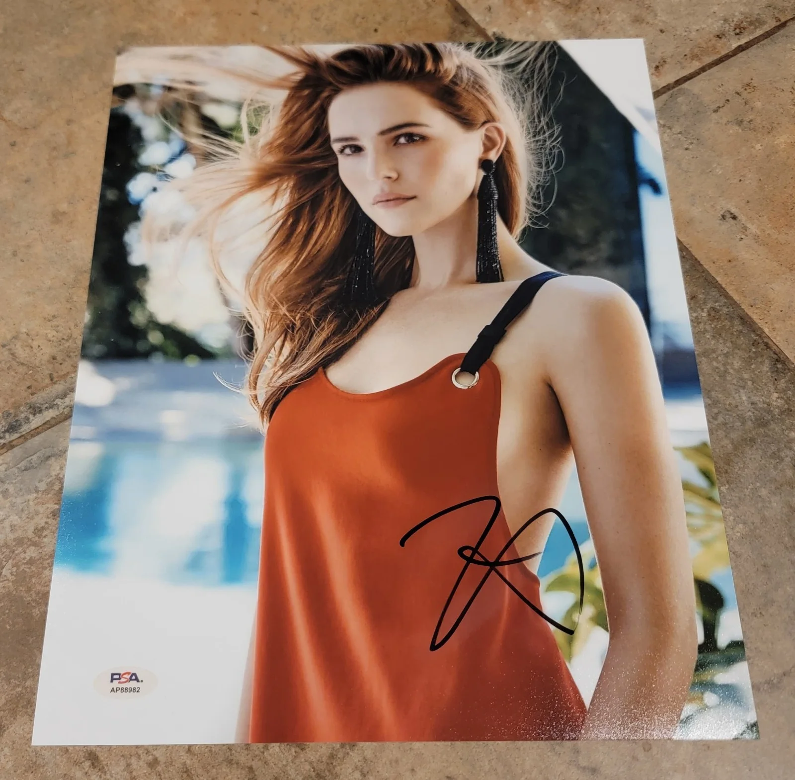 Zoey Deutch — Zoey Deutch signed 11x14 Photo PSA DNA Autograph photoshoot orange top
