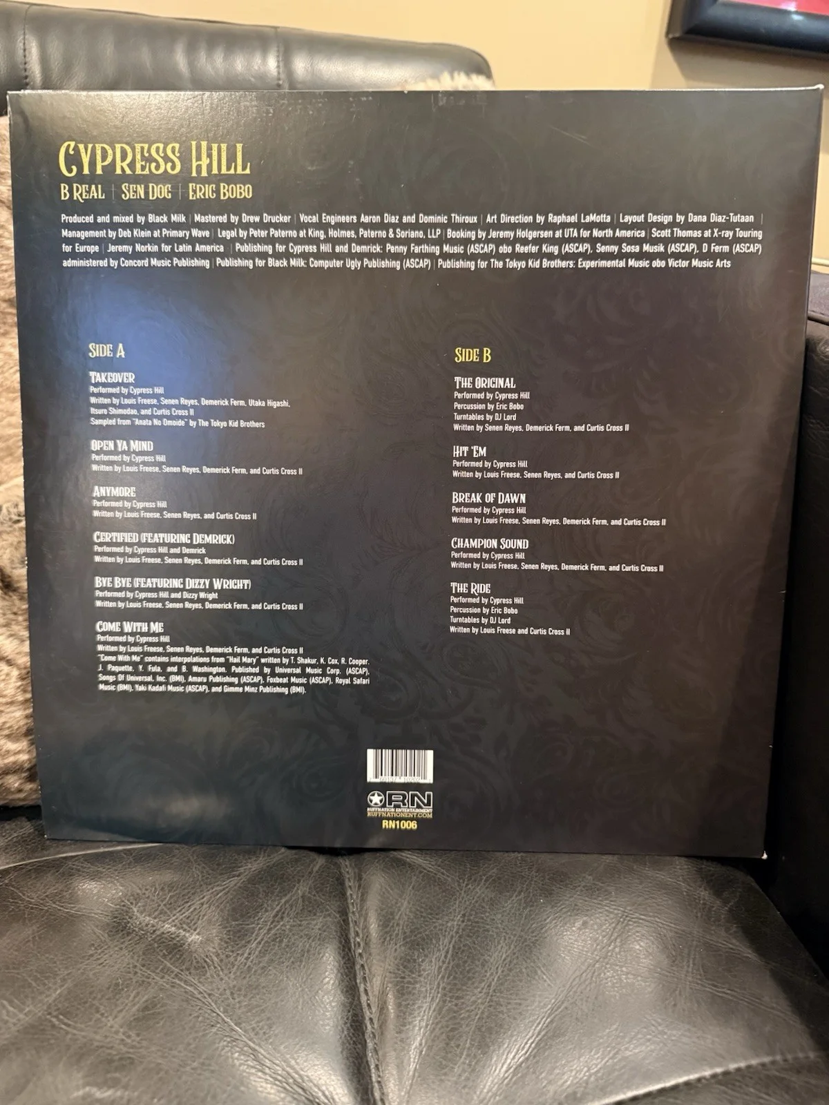 * CYPRESS HILL * signed album * BACK IN BLACK * B-REAL, BOBO & SENDOG * 1, image 4