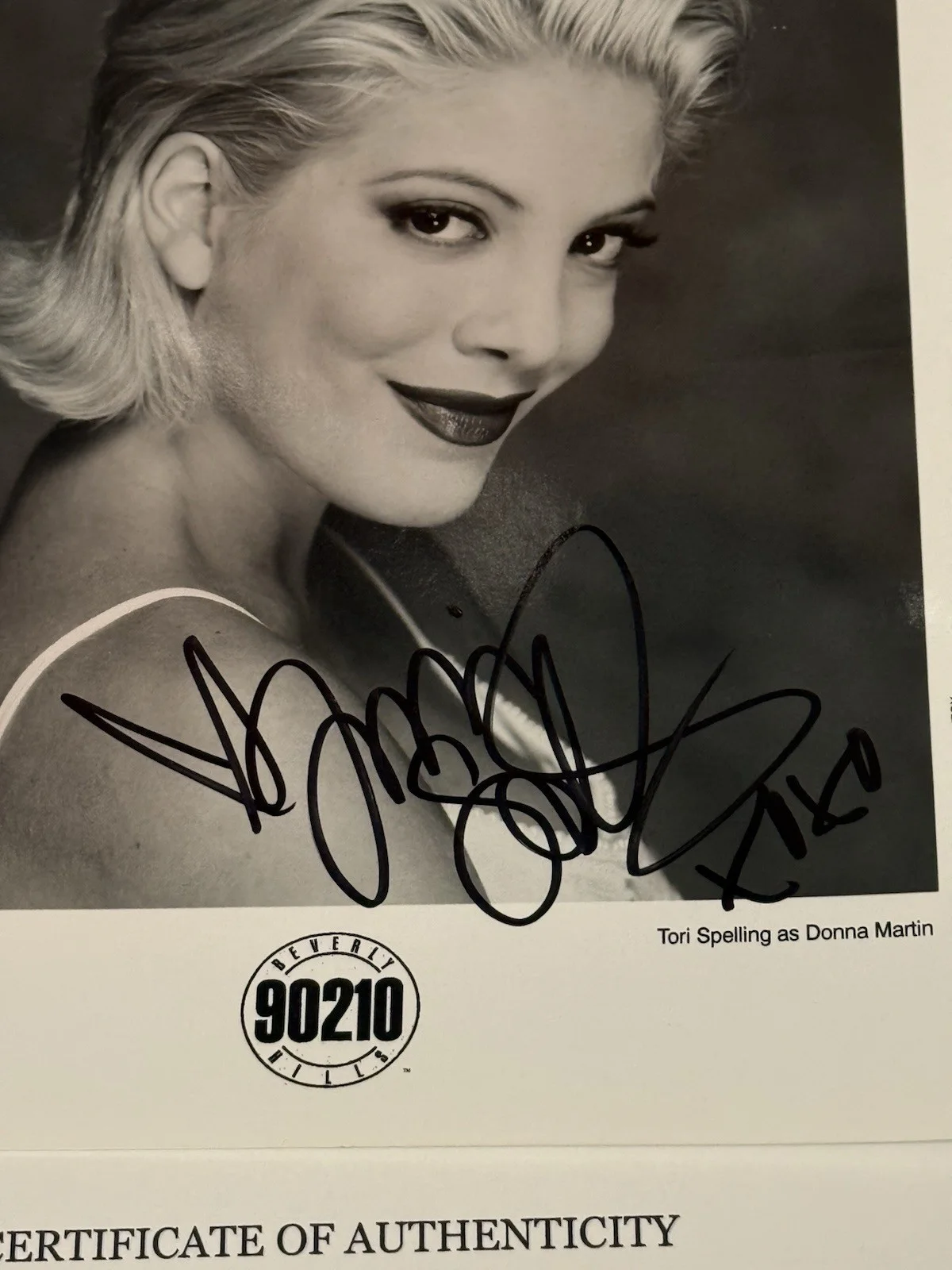 Tori Spelling — Tori Spelling Autographed 8x10 Beverly Hills 90210 Donna Martin Signed, изображение 2
