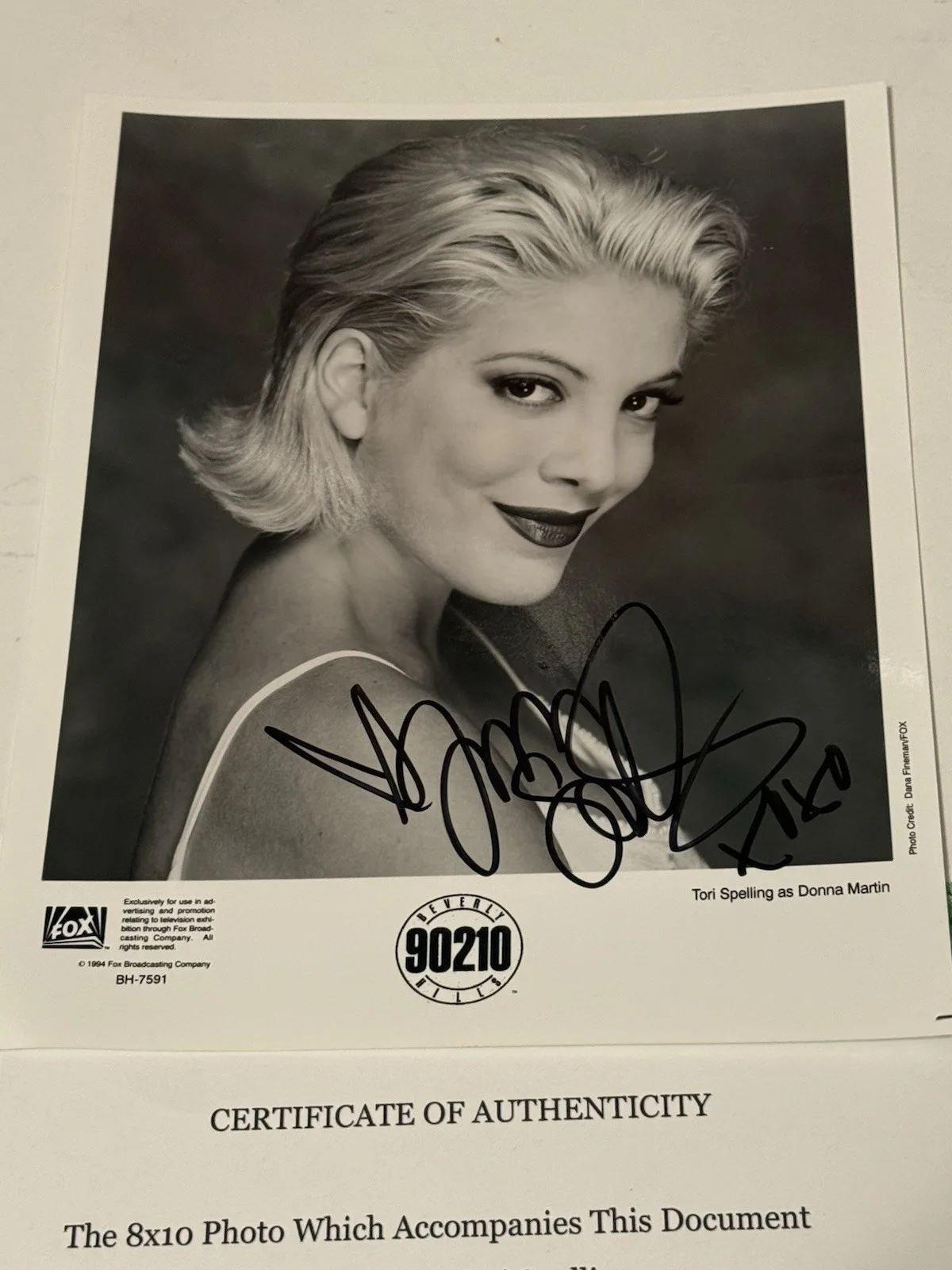 Tori Spelling — Tori Spelling Autographed 8x10 Beverly Hills 90210 Donna Martin Signed, изображение 3