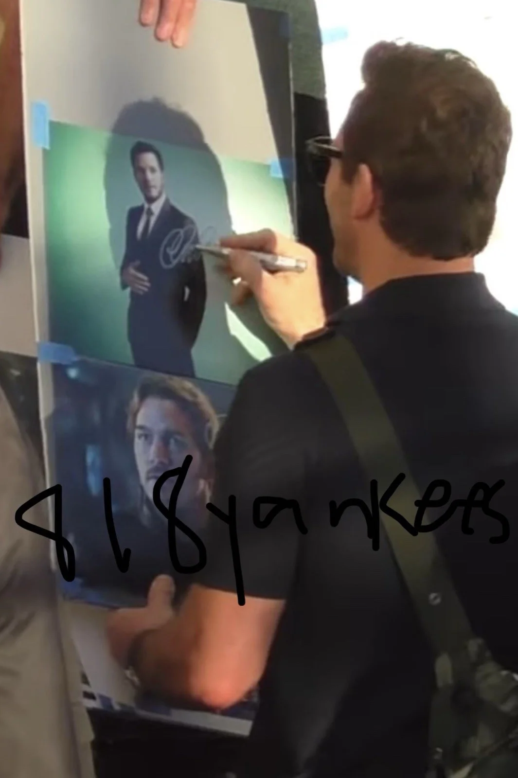 Chris Pratt signed 11x14 Photo With Exact Proof, image 3