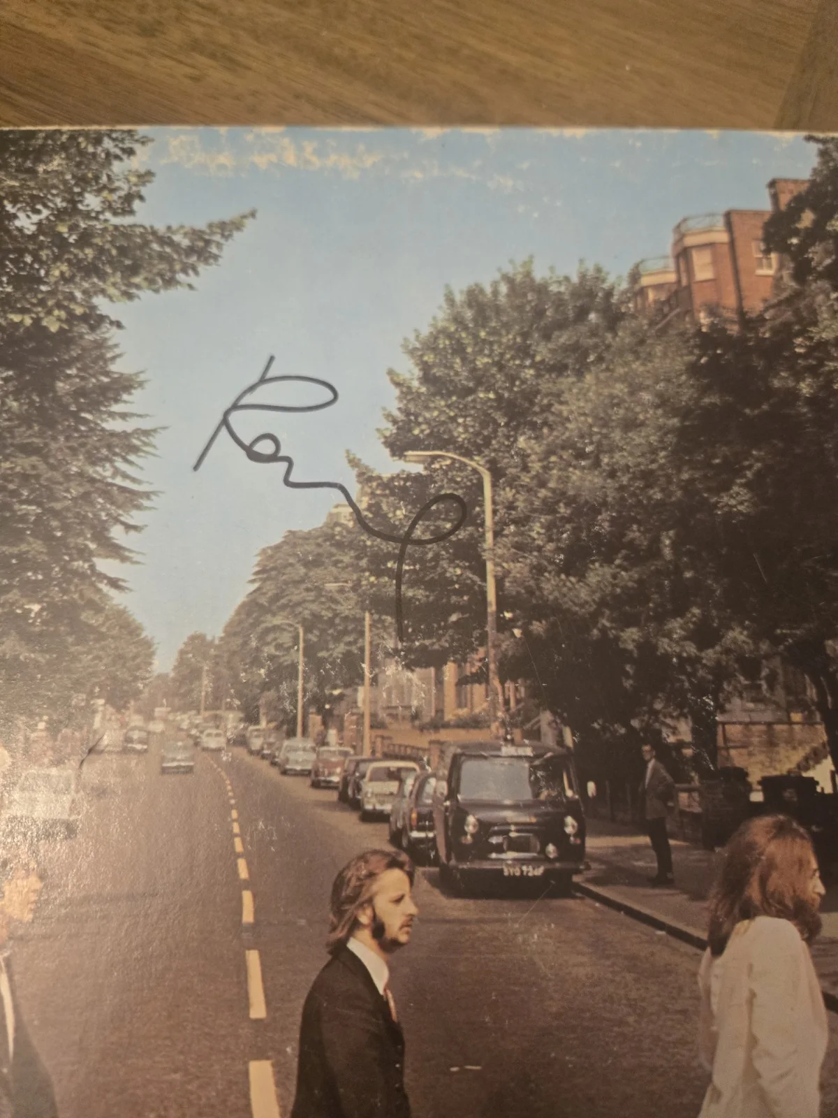 PSA authenticated Paul McCartney Abbey Road Autograph Vinyl Record- Rare Gem!, изображение 2