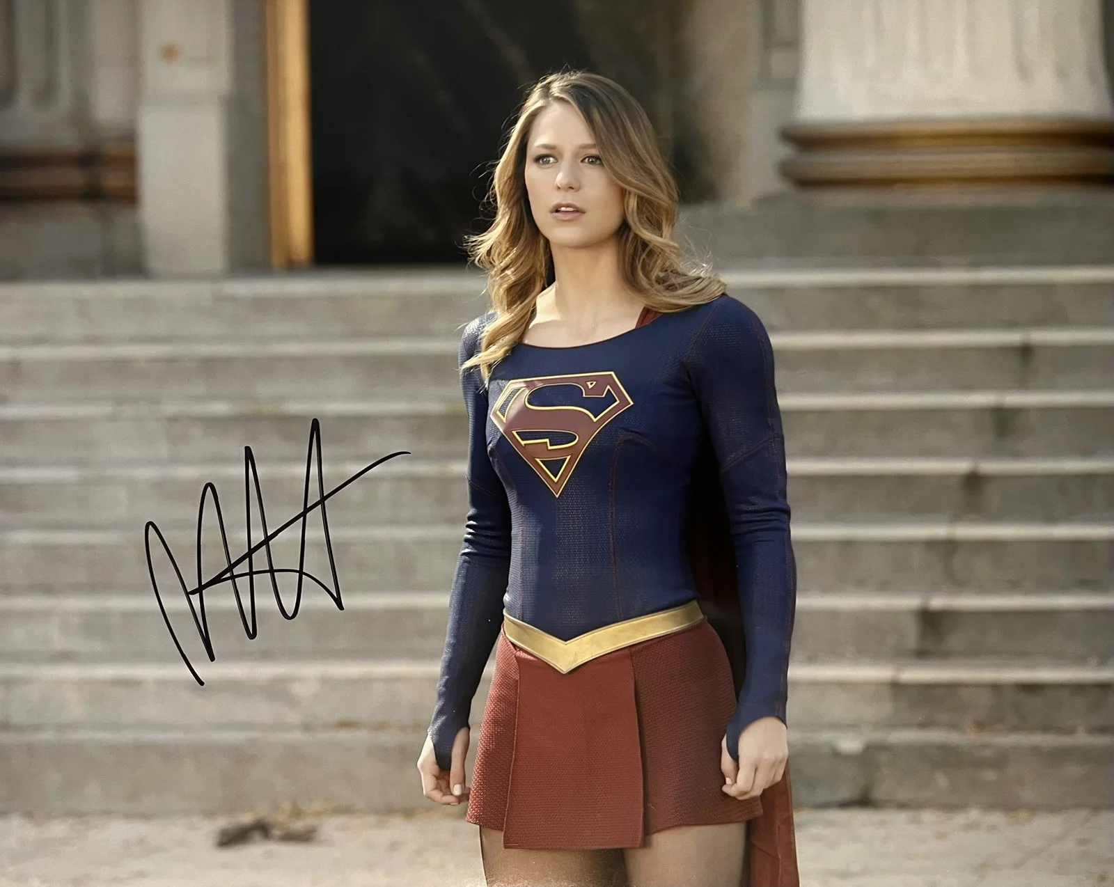 Melissa Benoist — Melissa Benoist Signed Photo With COA Autograph 8x10 Supergirl