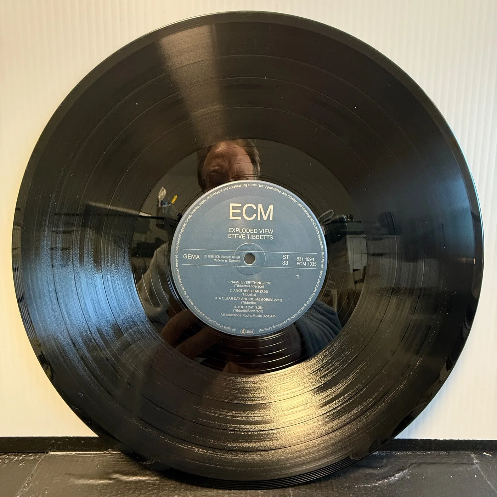 STEVE TIBBETTS "Exploded View" AUTOGRAPHED ECM 1335 GERMAN VINYL notched cover, image 4