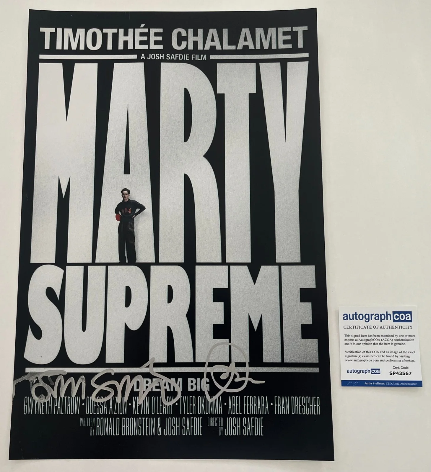 JOSH SAFDIE & ODESSA A'ZION SIGNED MARTY SUPREME 12x18 PHOTO w/EXACT PROOF & COA, изображение 2