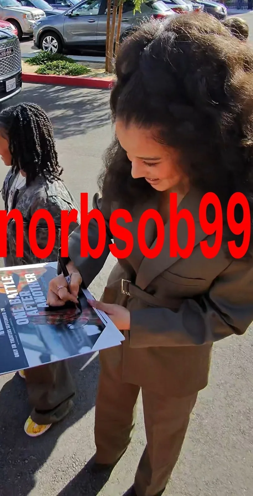 CHASE INFINITI & TEYANA TAYLOR ONE BATTLE AFTER ANOTHER SIGNED 12x18 PHOTO & COA, изображение 3