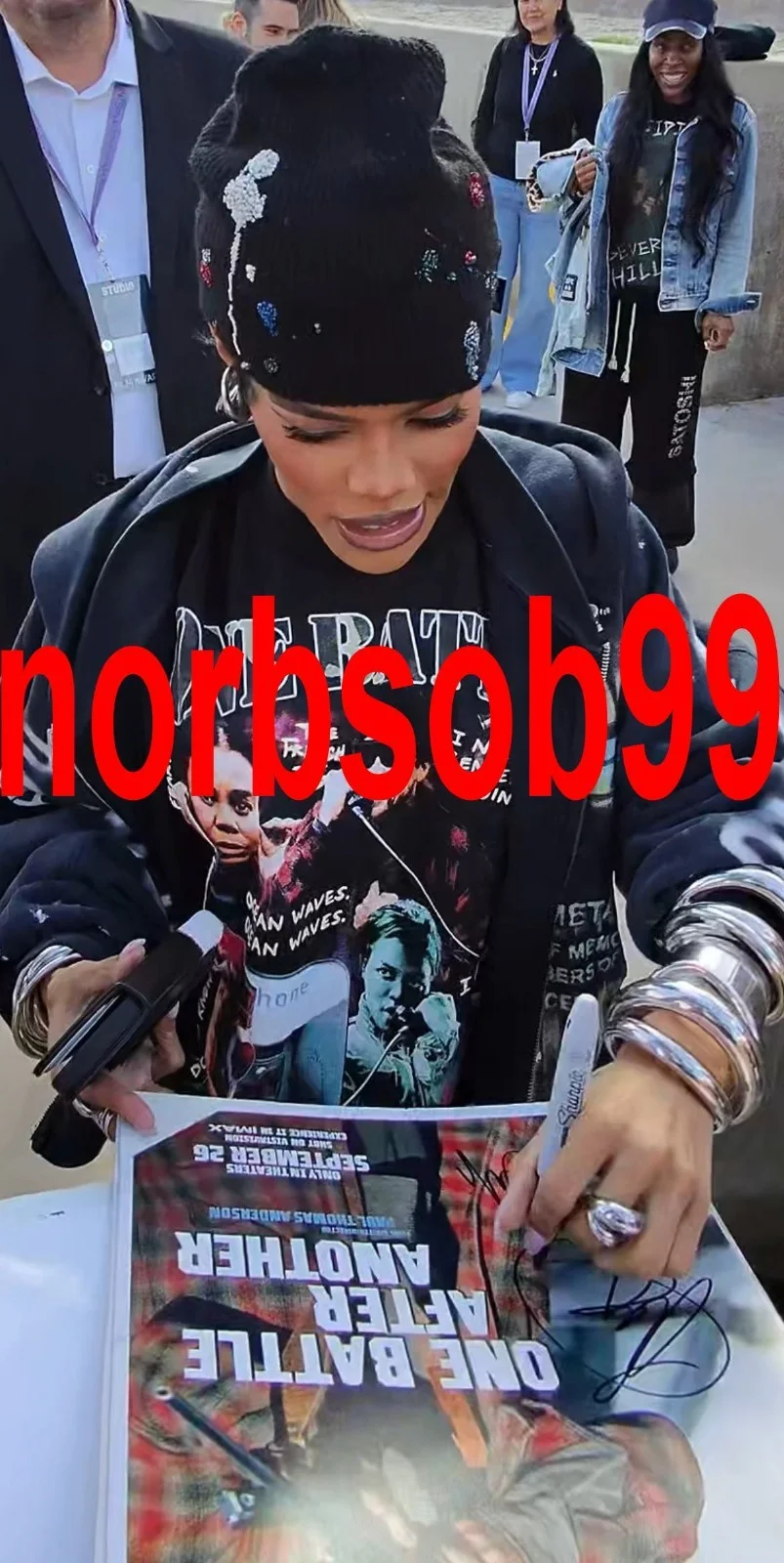 CHASE INFINITI & TEYANA TAYLOR ONE BATTLE AFTER ANOTHER SIGNED 12x18 PHOTO & COA, изображение 4