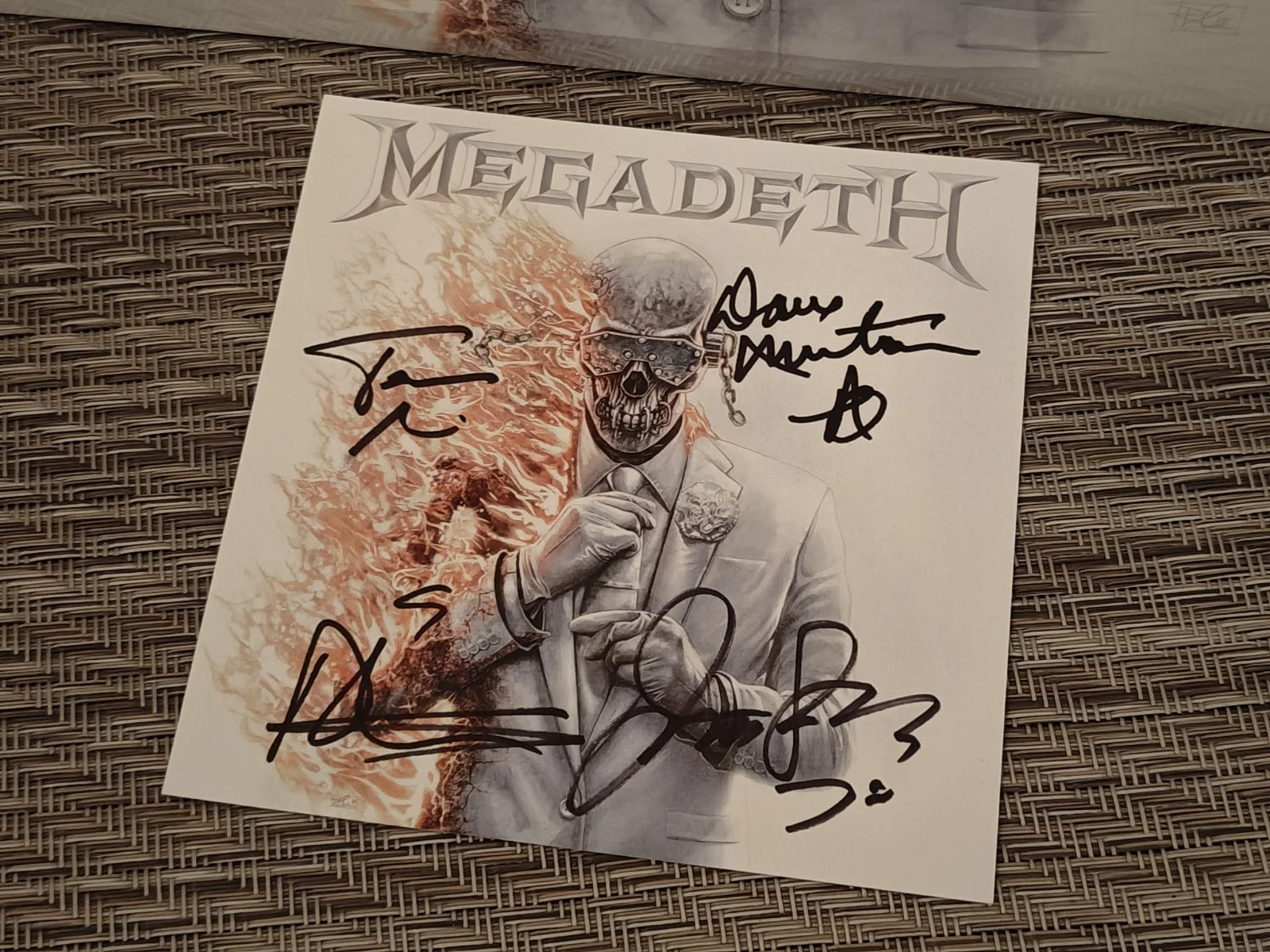 Megadeth- TSL Exclusive- Megadeth Blaze LP- Signed, image 3