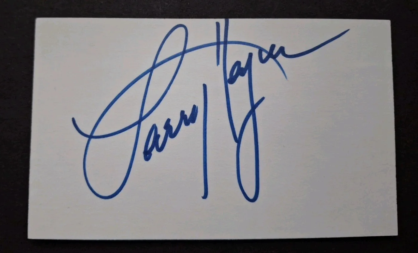 Larry Hagman — LARRY HAGMAN - SIGNED 3x5 Index - "J.R. Ewing" DALLAS/I DREAM OF JEANNIE W/PROOF, изображение 4