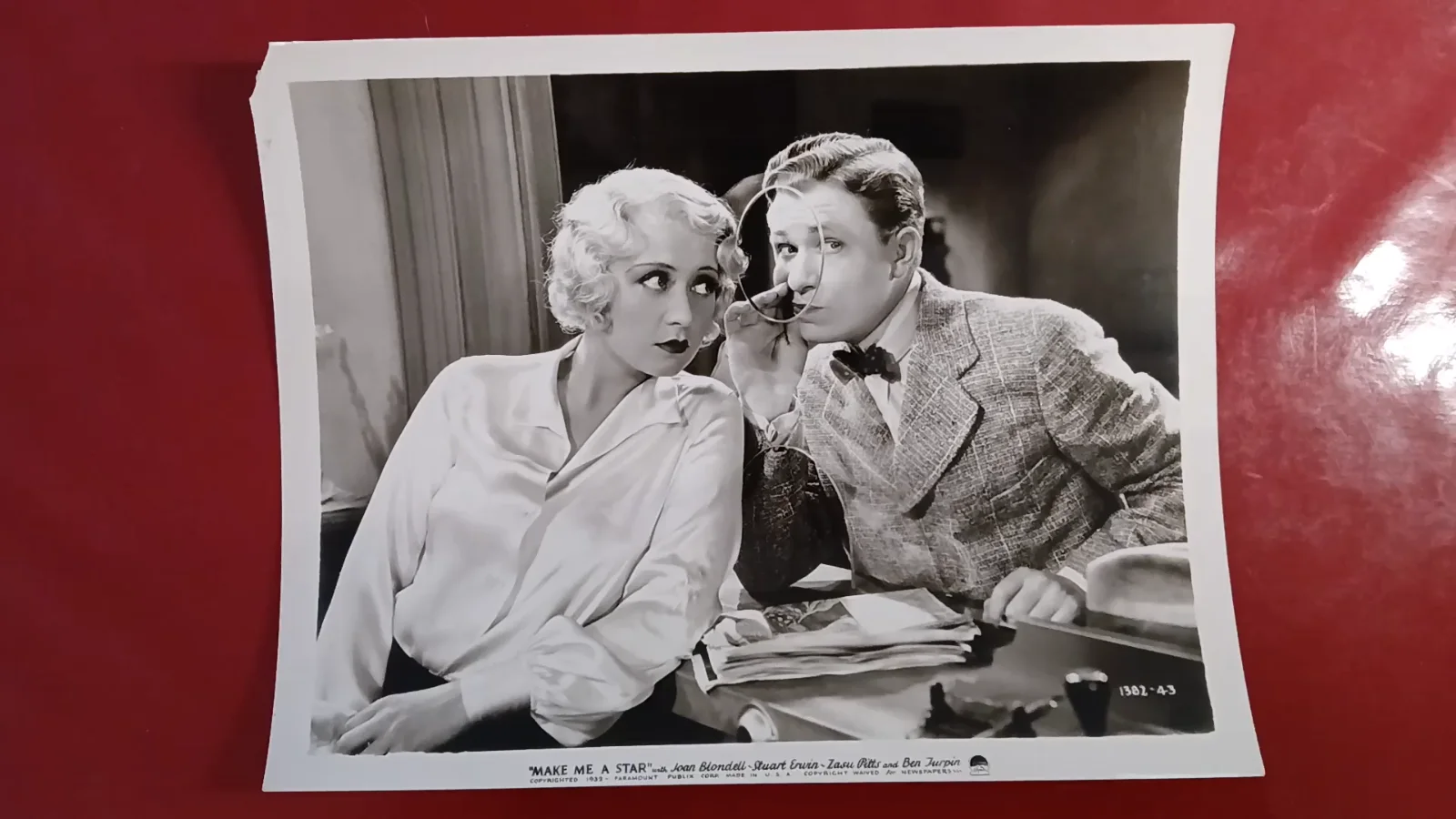 JOAN BLONDELL & STUART ERWIN - vintage still MAKE ME A STAR - 10" x 8" - 1932, изображение 2