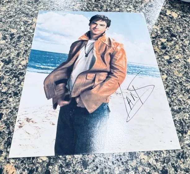 Autographed Ian Somerhalder Vampire Diaries Sexy 8 x 10 Photo Signed, image 2