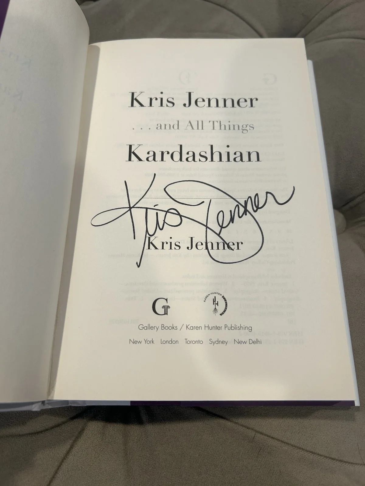 KRIS JENNER …and ALL THINGS KARDASHIAN SIGNED BOOK, image 2