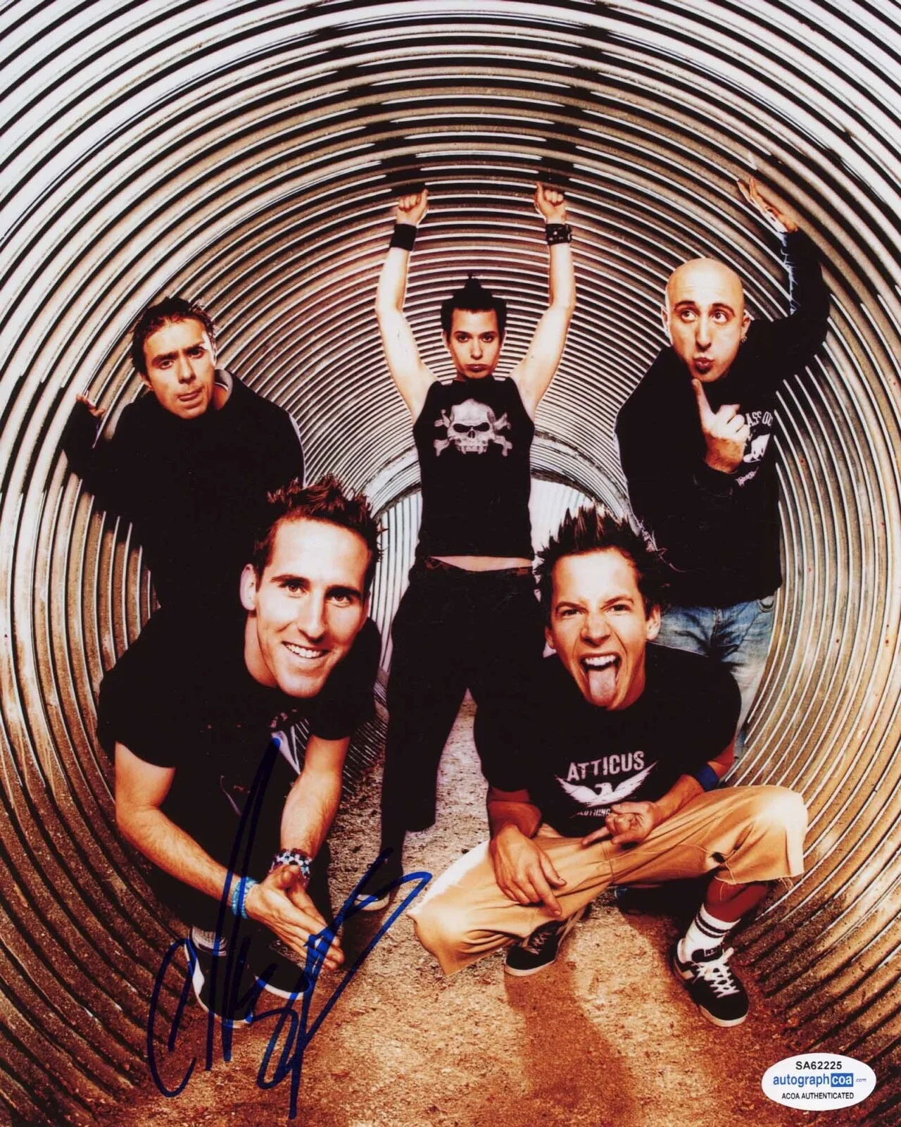 CHUCK COMEAU — Chuck Comeau signed "SIMPLE PLAN" 8x10 Photo PROOF d AUTOGRAPH Drummer ACOA COA, изображение 3