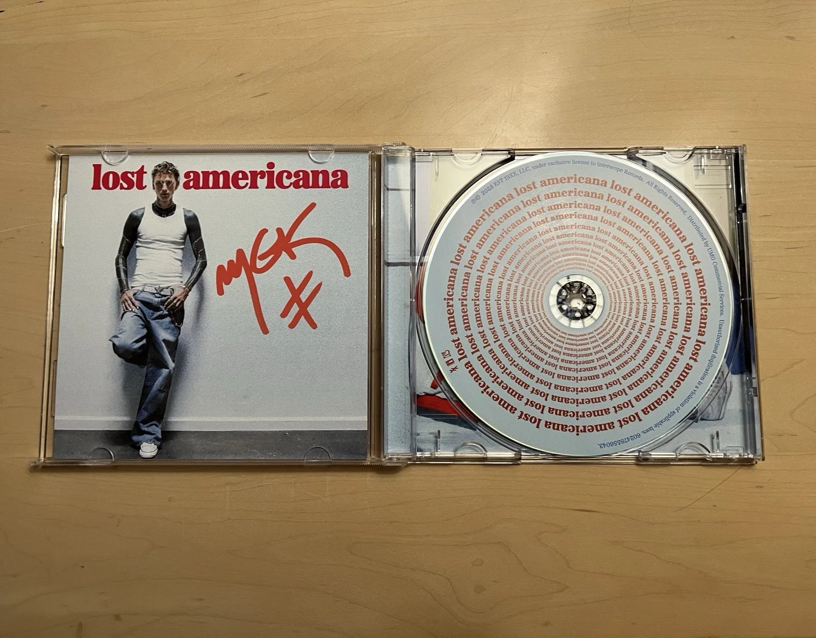 Machine Gun Kelly MGK Lost Americana Exclusive CD With SIGNED insert! In Hand!!, изображение 2