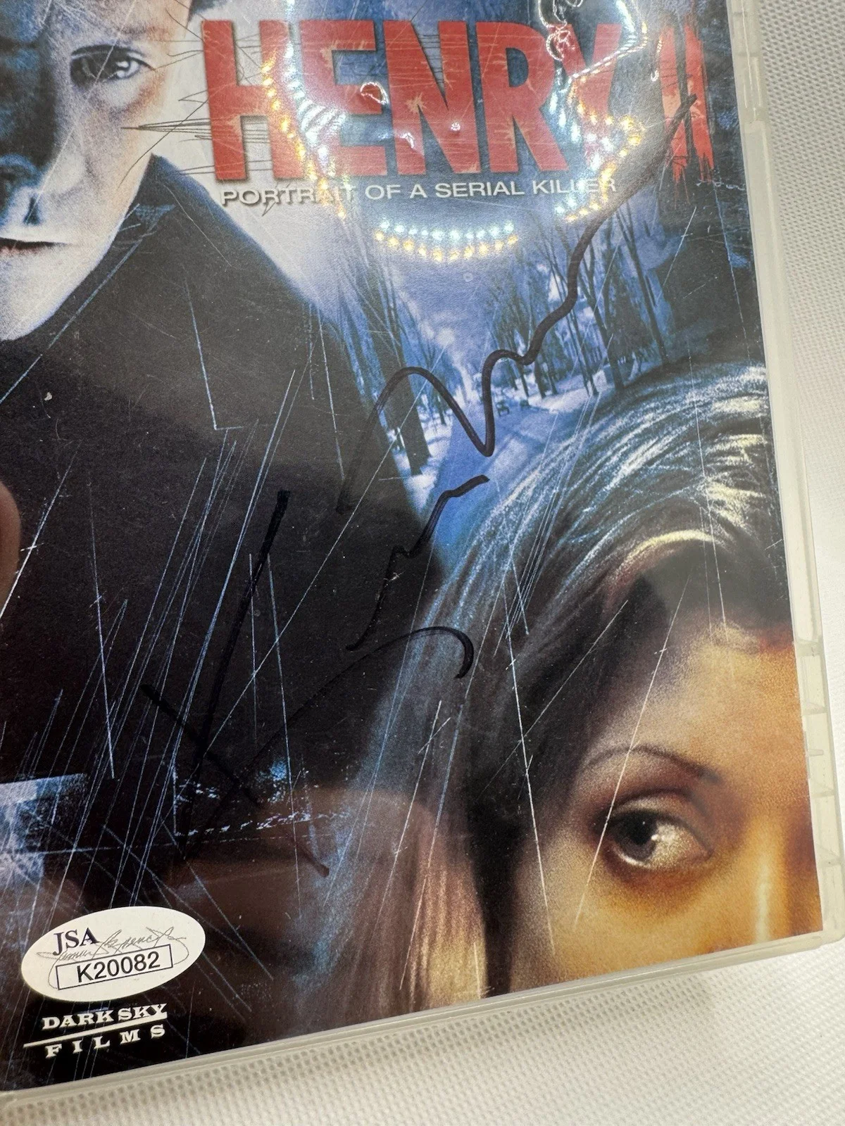Kate Walsh — KATE WALSH SIGNED DVD HENRY 2 PORTRAIT OF A SERIAL KILLER AUTOGRAPH JSA COA, изображение 2