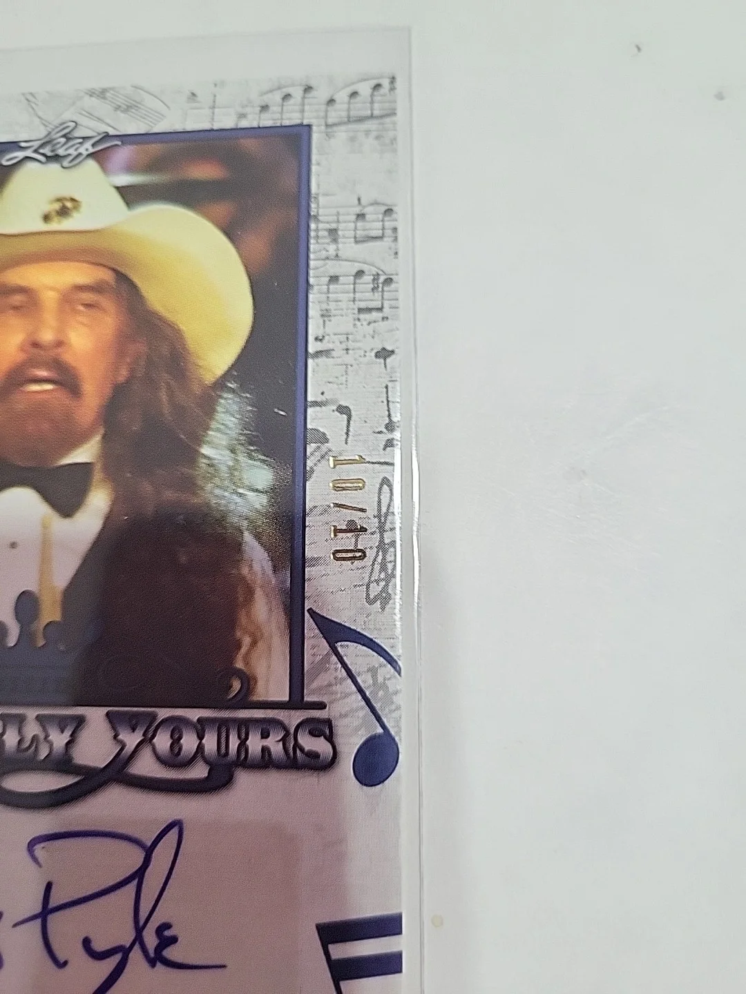 ARTIMUS PYLE 2017 LEAF MUSICALLY YOURS AUTO RARE LEAF 10/10 SIGNED CARD, image 2