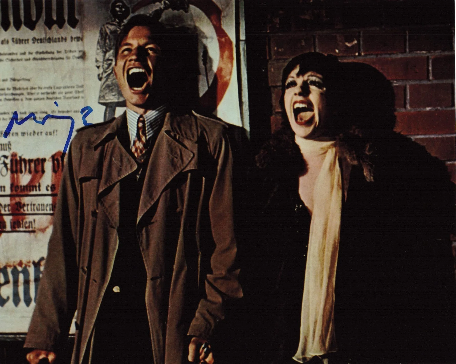 Michael York — Michael York autographed signed 8x10 Photo Brian Roberts 1972 Cabaret
