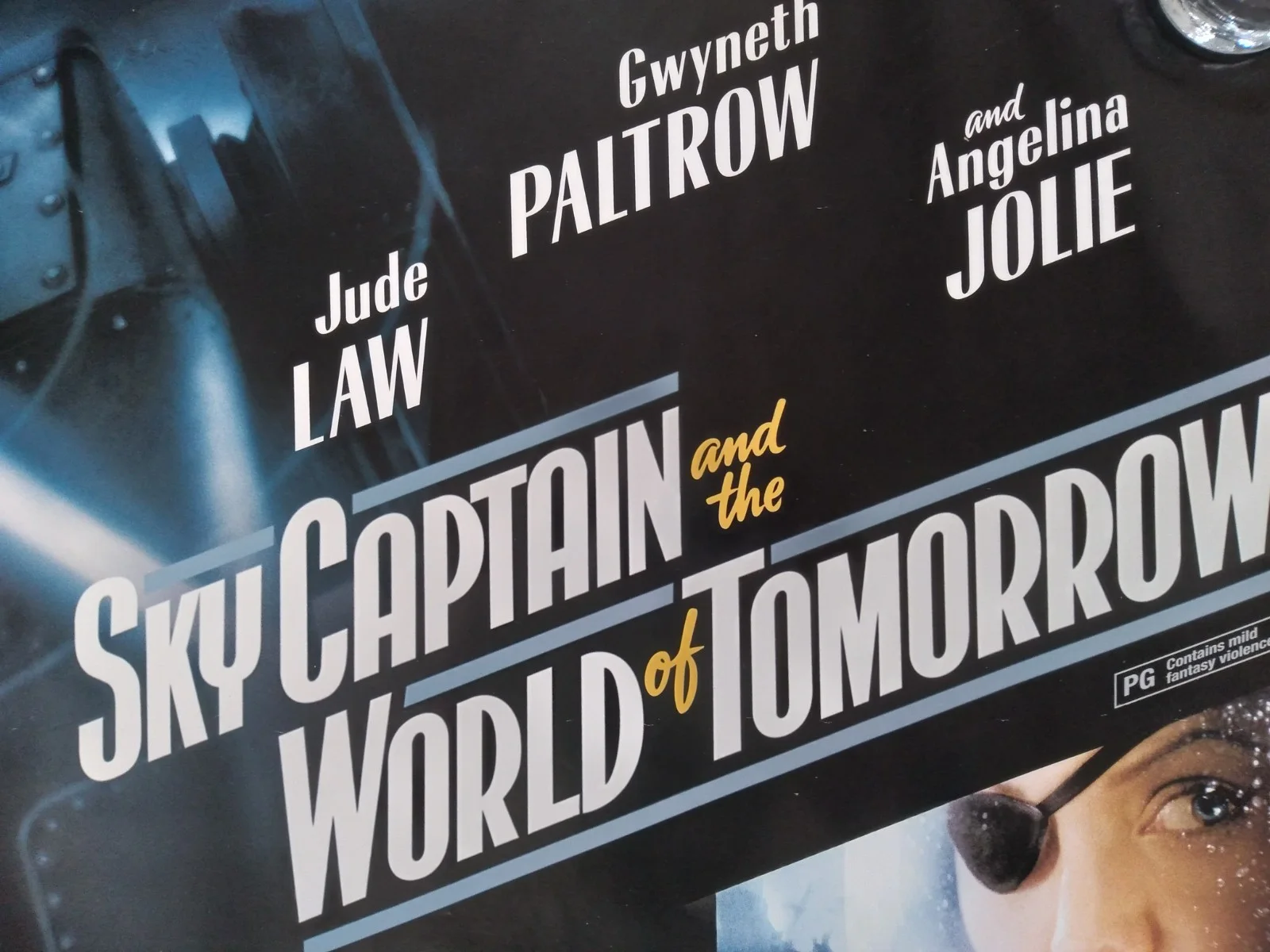 Sky Captain and the World of Tomorrow original movie 2004 poster UK quad, изображение 2
