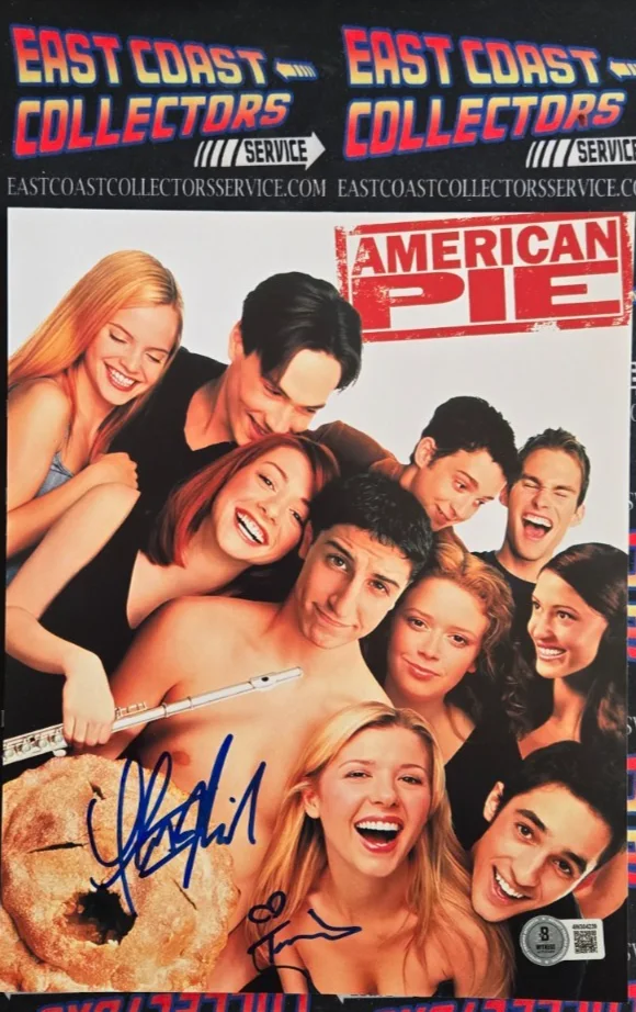 Tara Reid — TARA REID & THOMAS IAN NICHOLAS AUTOGRAPHED PHOTO AMERICAN PIE BECKETT COA HOLO