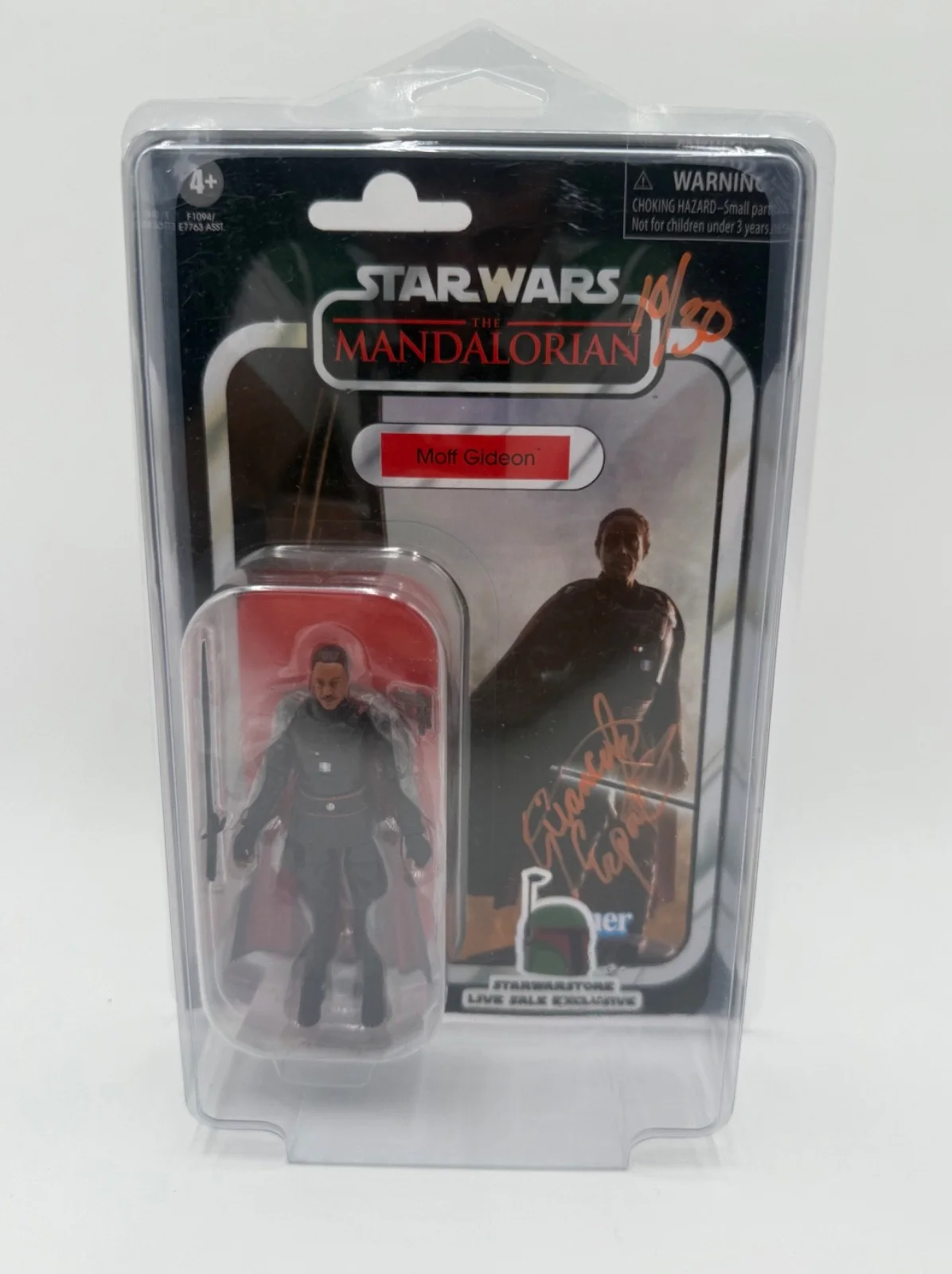 Giancarlo Esposito — THE MANDALORIAN MOFF GIDEON GIANCARLO ESPOSITO SIGNED ACTION FIGURE STARWARSTORE
