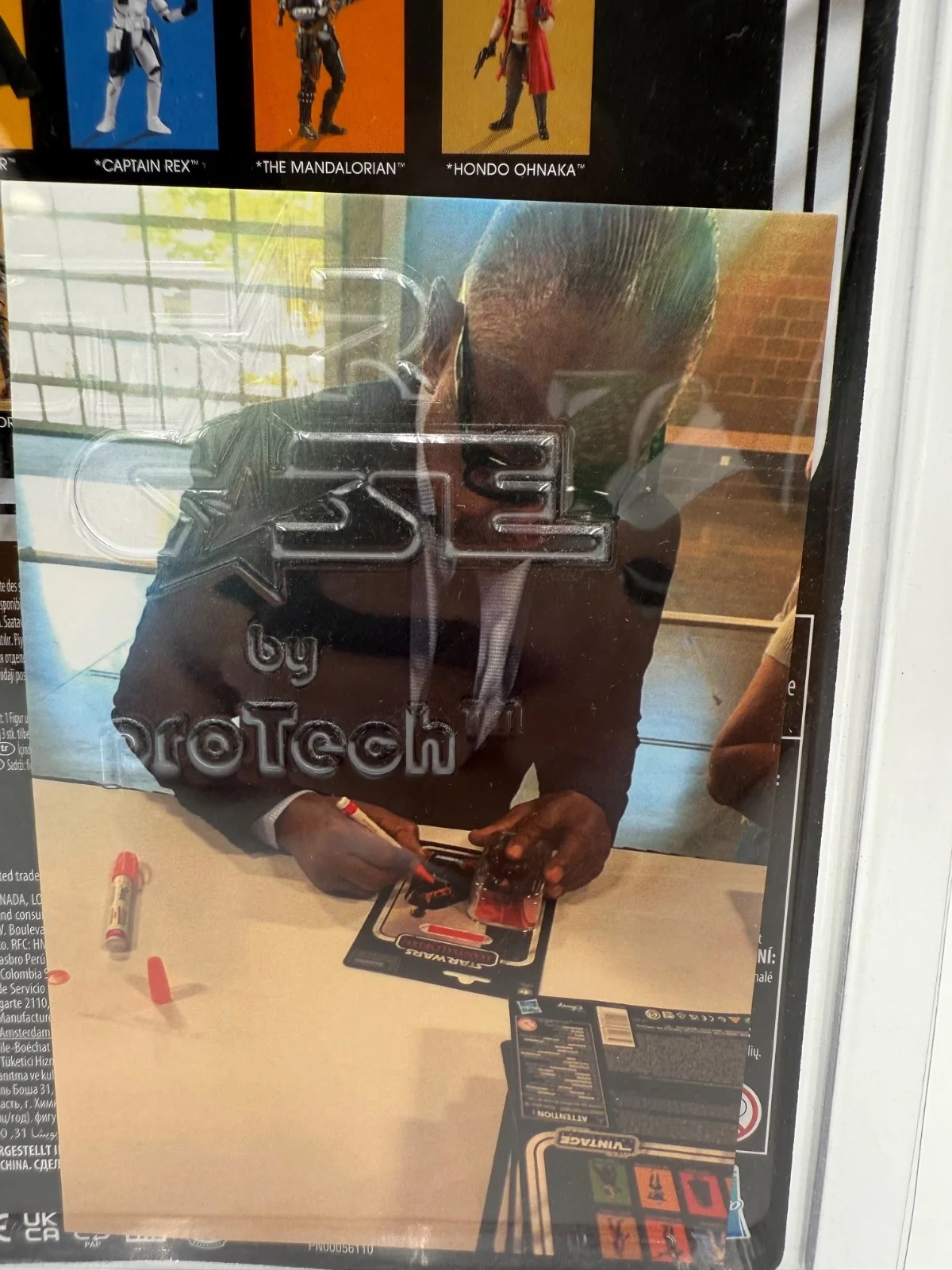 Giancarlo Esposito — THE MANDALORIAN MOFF GIDEON GIANCARLO ESPOSITO SIGNED ACTION FIGURE STARWARSTORE, image 4
