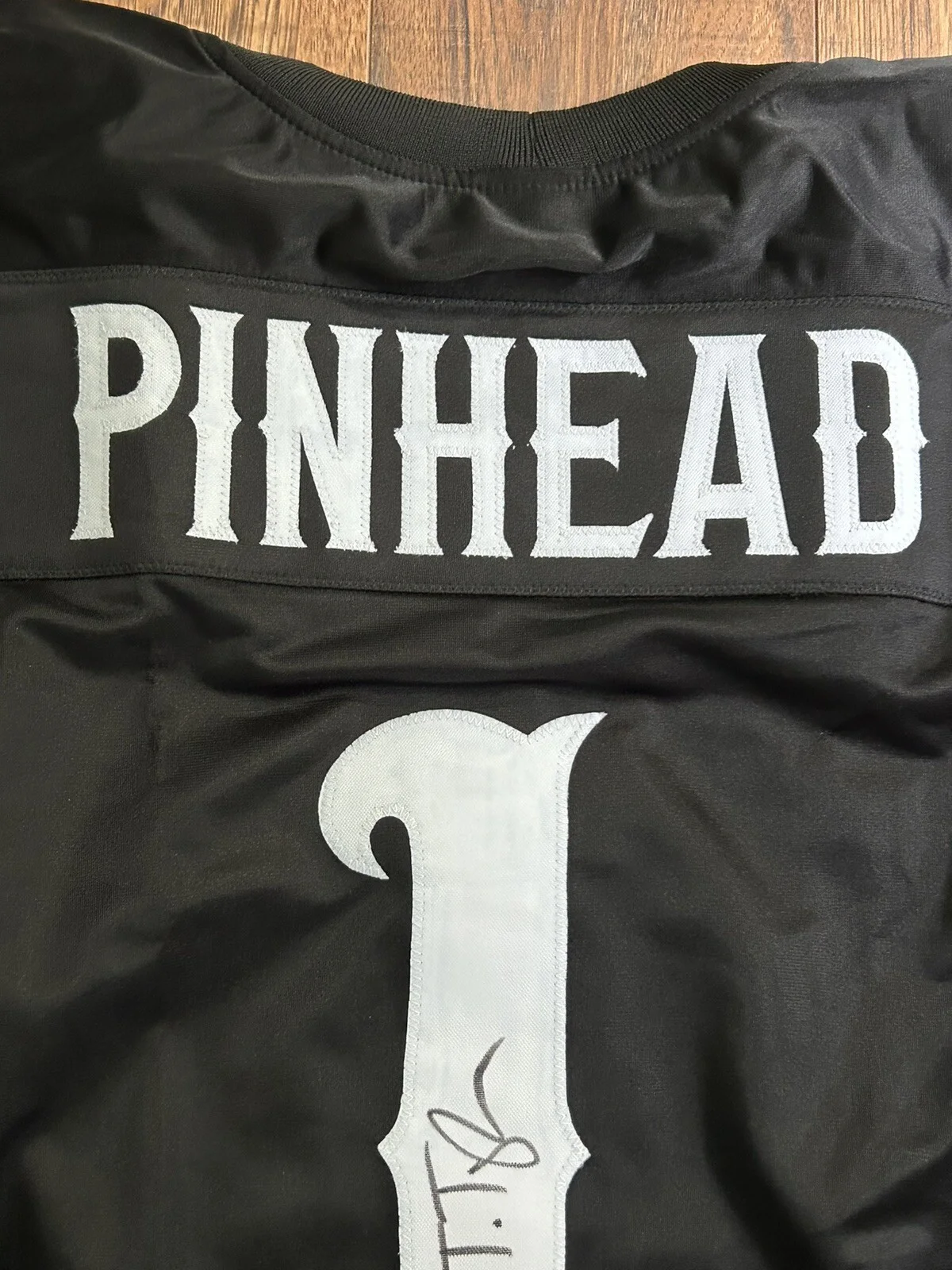 Paul T. Taylor / Pinhead — Paul T. Taylor Pinhead Signed Hellraiser "Cenobites" Hockey Jersey JSA COA XL, изображение 2