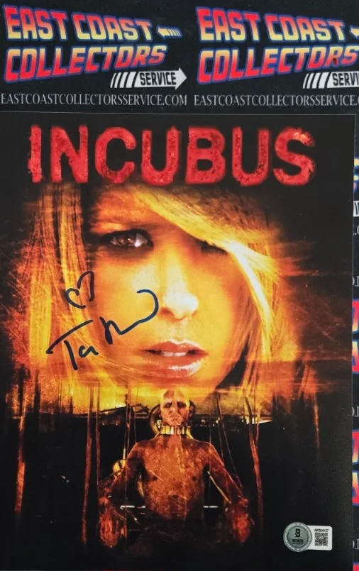 Tara Reid — TARA REID AUTOGRAPHED PHOTO INCUBUS BECKETT COA HOLOGRAM SEXY MODEL