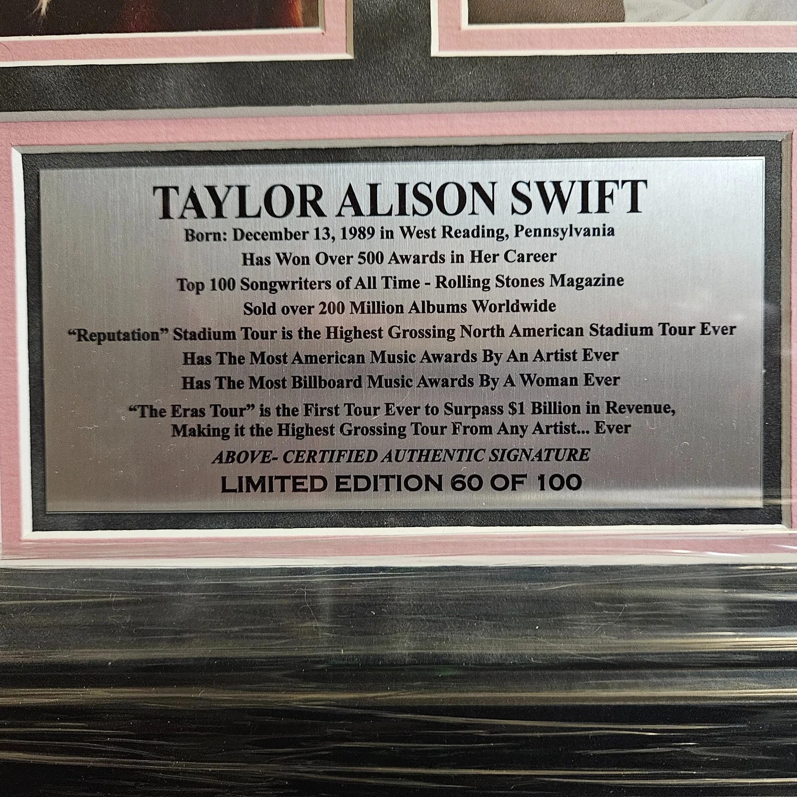 Taylor Swift Autographed All 12 CD Albums Framed JSA Signed Life of a Showgirl, изображение 4