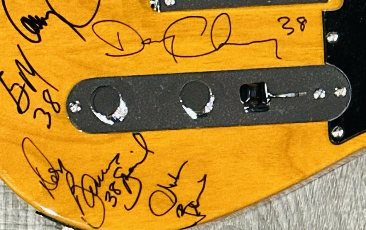 EAGLES SIGNED GUITAR DON FELDER SIGNED GUITAR STYX SIGNED GUITAR 38 SPECIAL BAND, изображение 5