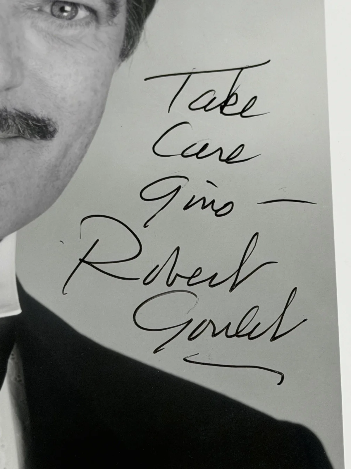 Robert Goulet Signed Photo Autograph Vintage Broadway Hollywood Portrait, image 3