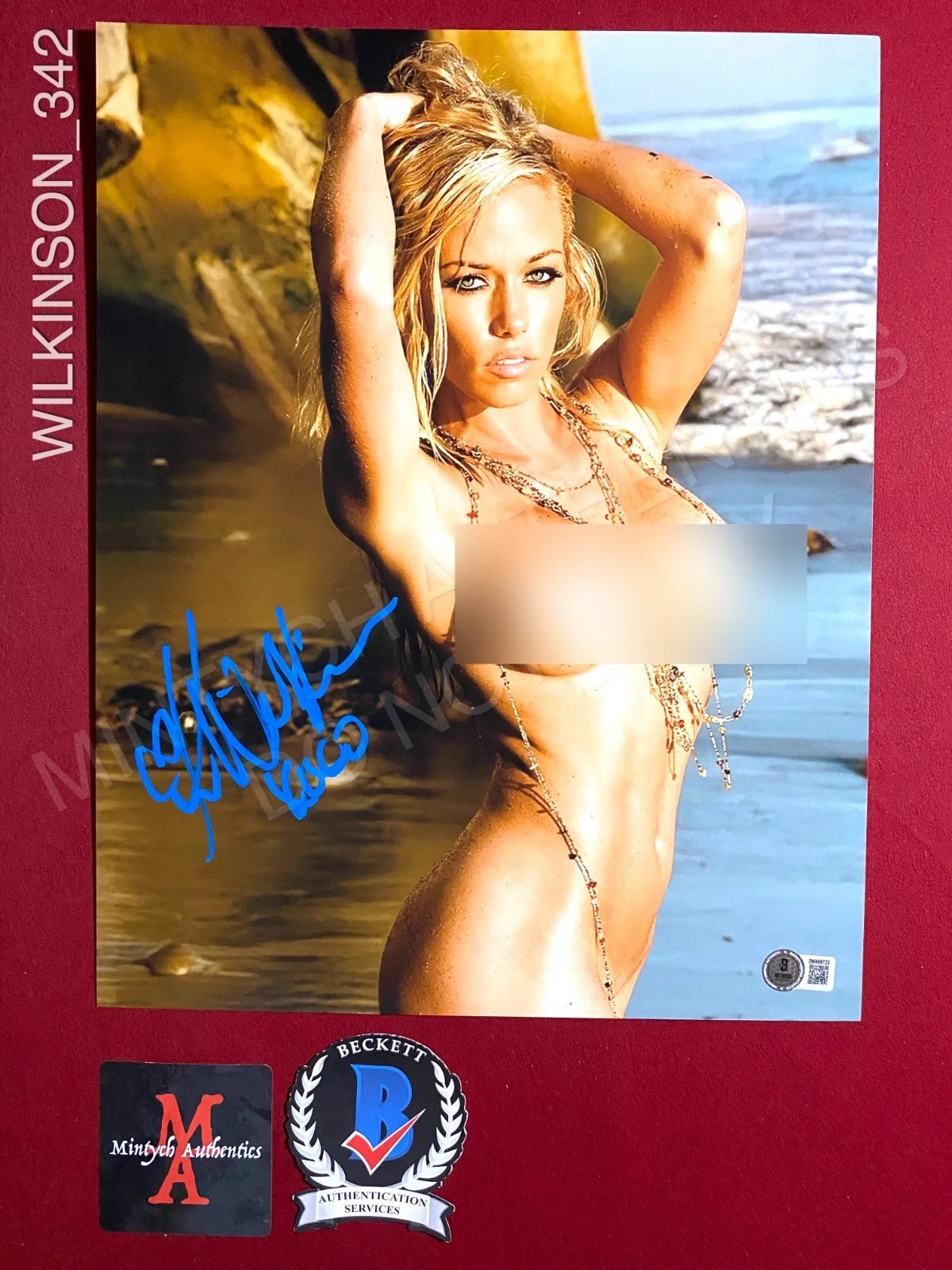 Kendra Wilkinson — Kendra Wilkinson autographed signed 11x14 photo Playboy Beckett COA