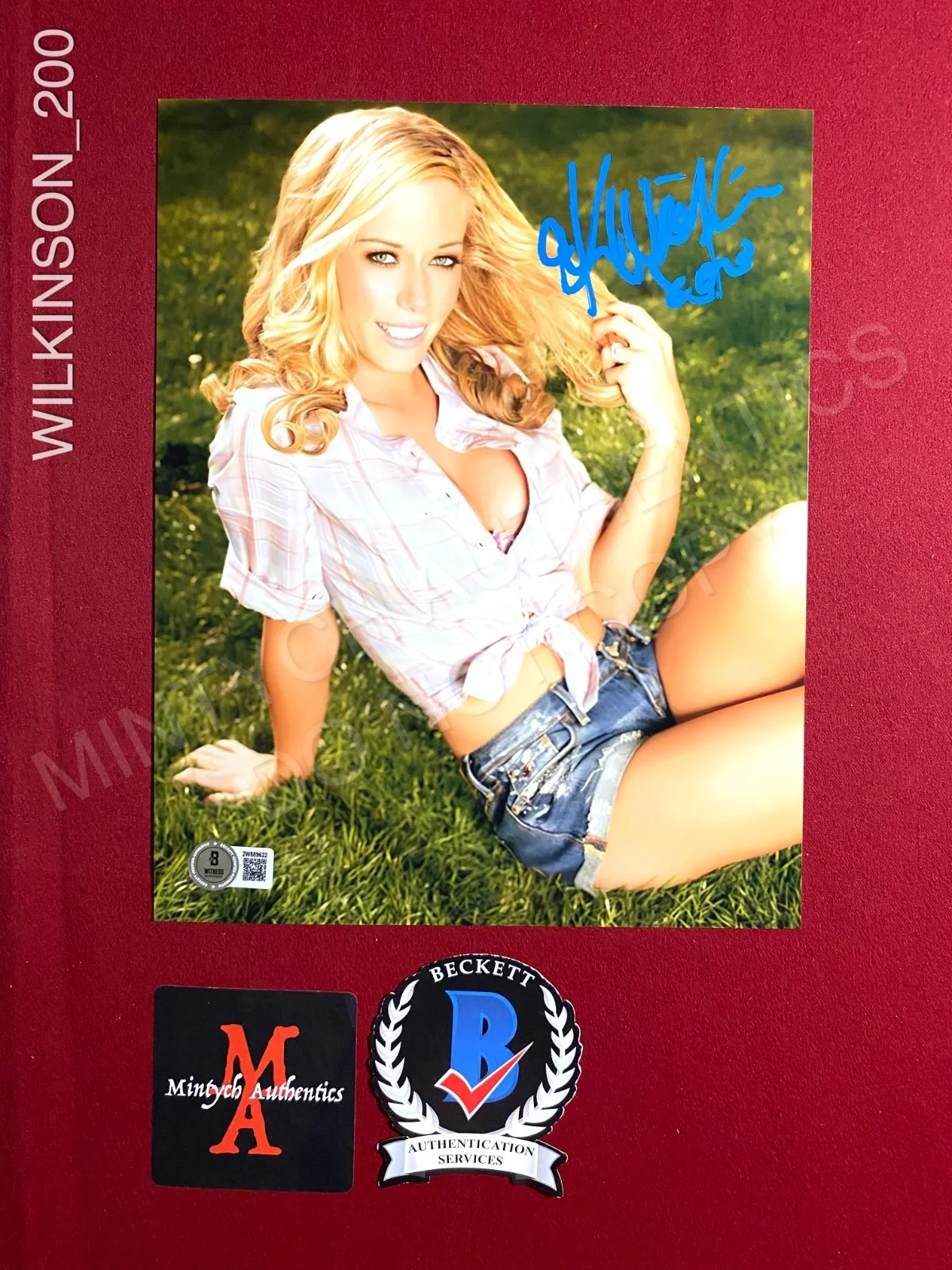 Kendra Wilkinson — Kendra Wilkinson autographed signed 8x10 photo Playboy Beckett COA