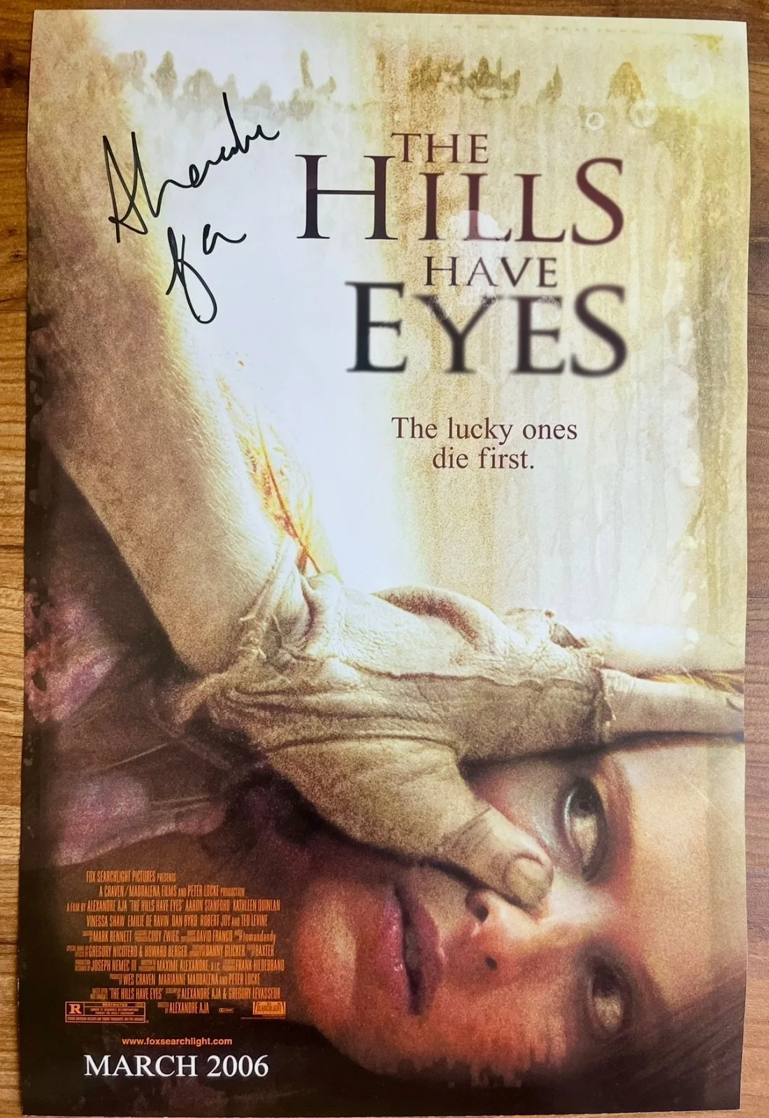 Wes Craven — The Hills Have Eyes Movie Poster WES CRAVEN SIGNED -JSA Letter of Authenticity, изображение 4