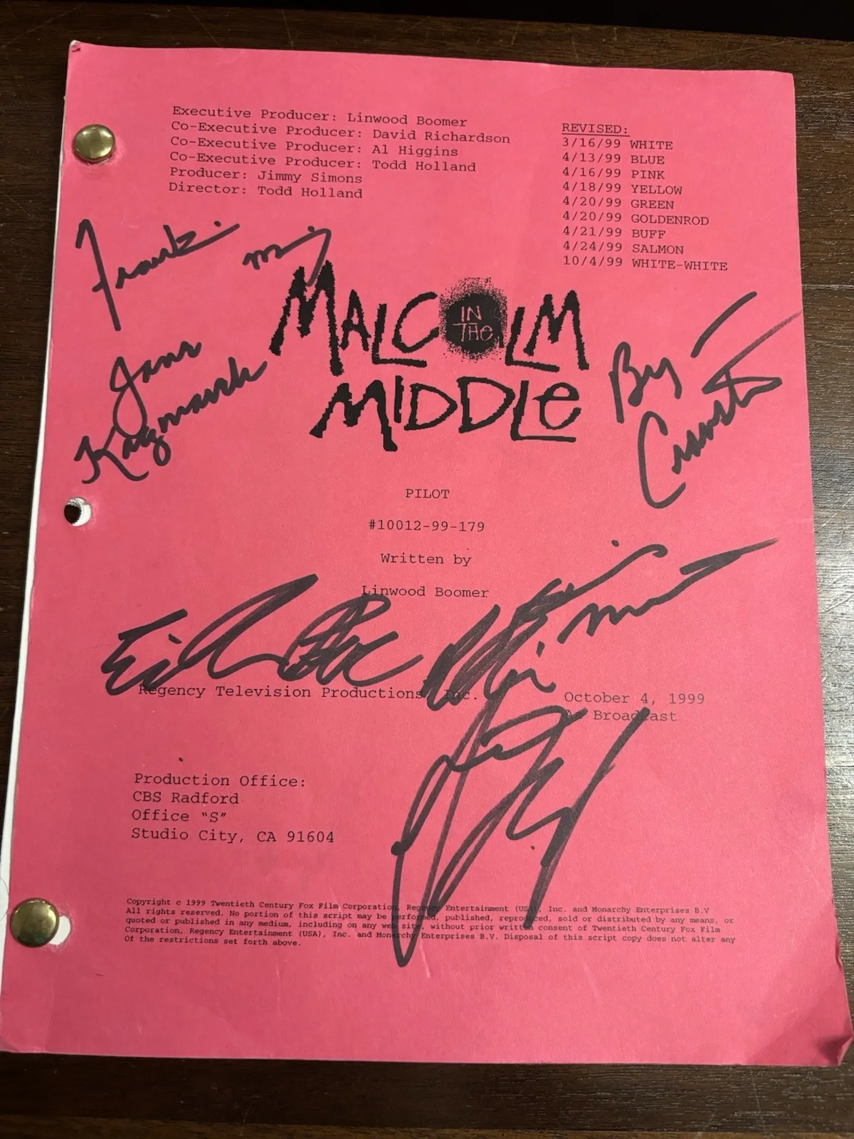 Malcolm In The Middle First Episode “Pilot” Photo And Script Signed By Full Cast, image 2