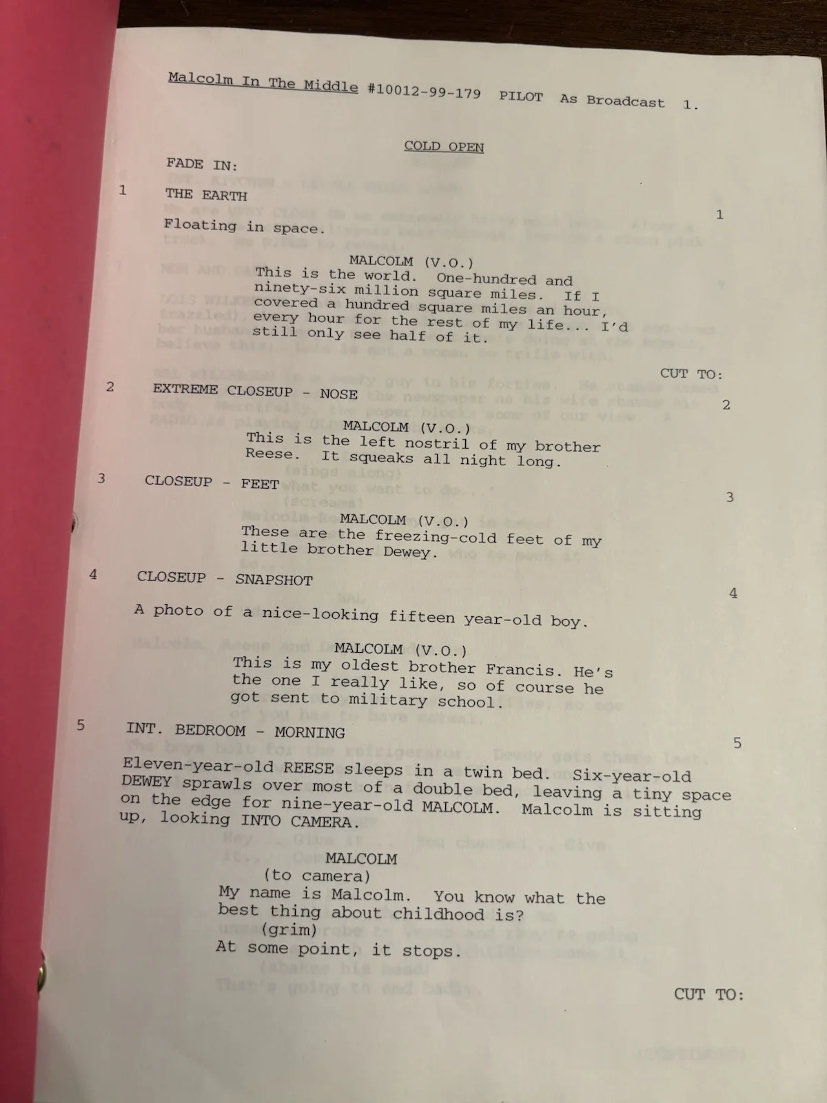 Malcolm In The Middle First Episode “Pilot” Photo And Script Signed By Full Cast, image 3