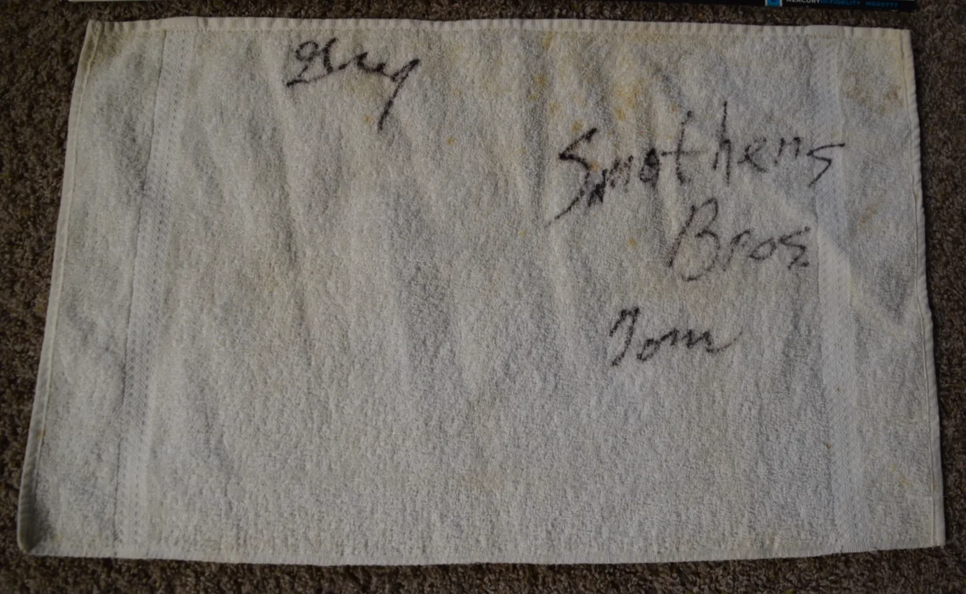 Smother Bros Tom — Vintage Smothers Brothers Autograph & 2 Albums Think Ethnic Something I Said, изображение 4