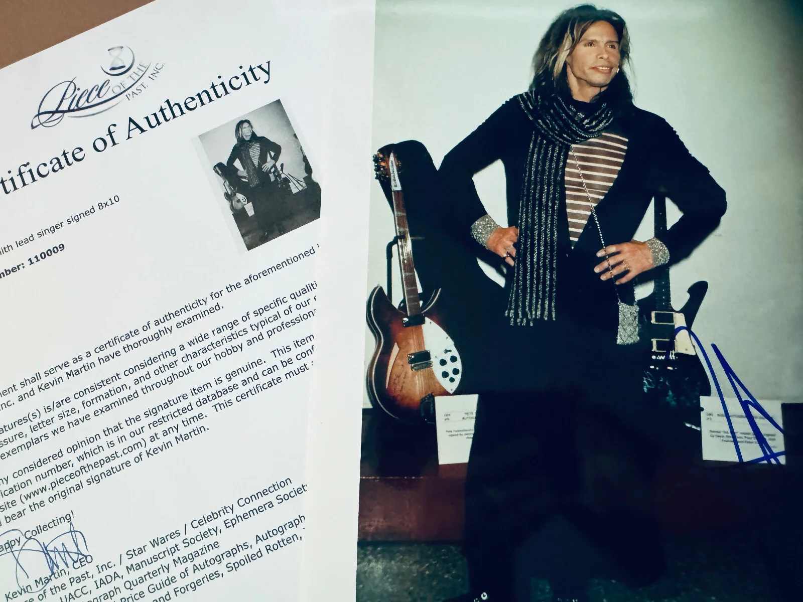 Steven Tyler Signed•AEROSMITH•ORIGINAL 8x10 Autographed•Piece of the Past COA, изображение 2