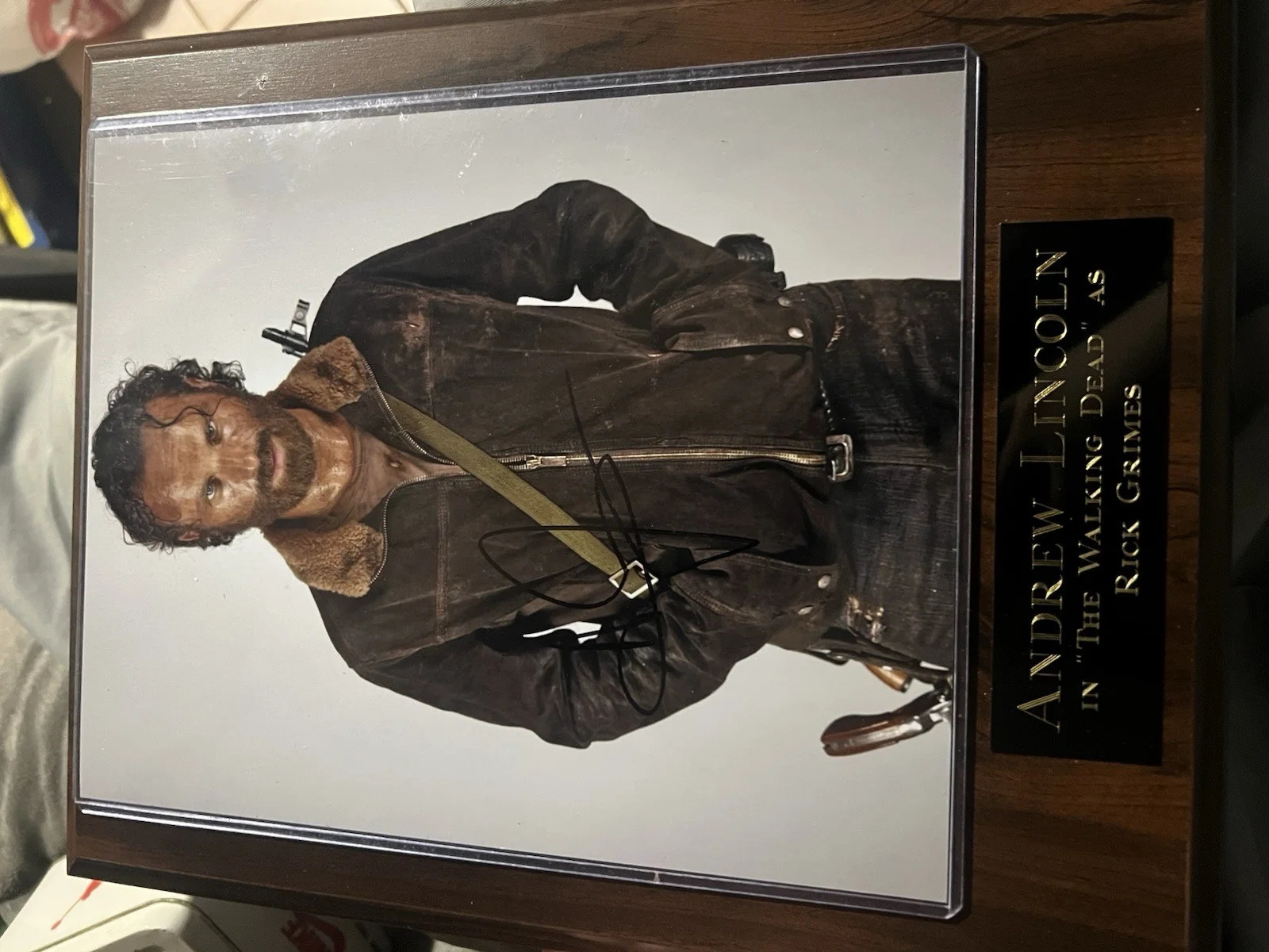 Andrew Lincoln — Andrew Lincoln Signed Photo as Rick Grimes from The Walking Dead