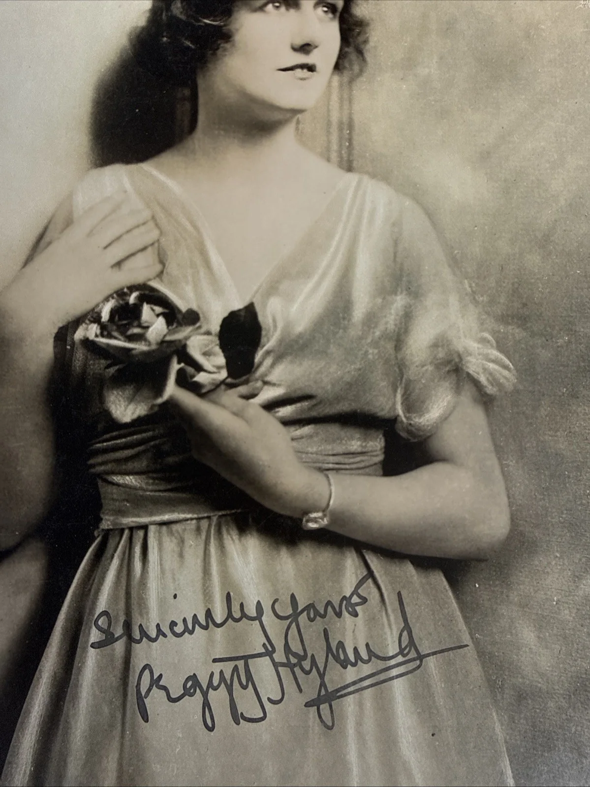 Peggy Hyland — PEGGY HYLAND SIGNED VINTAGE ORIGINAL DBLWT PHOTOGRAPH AUTOGRAPHED, изображение 2